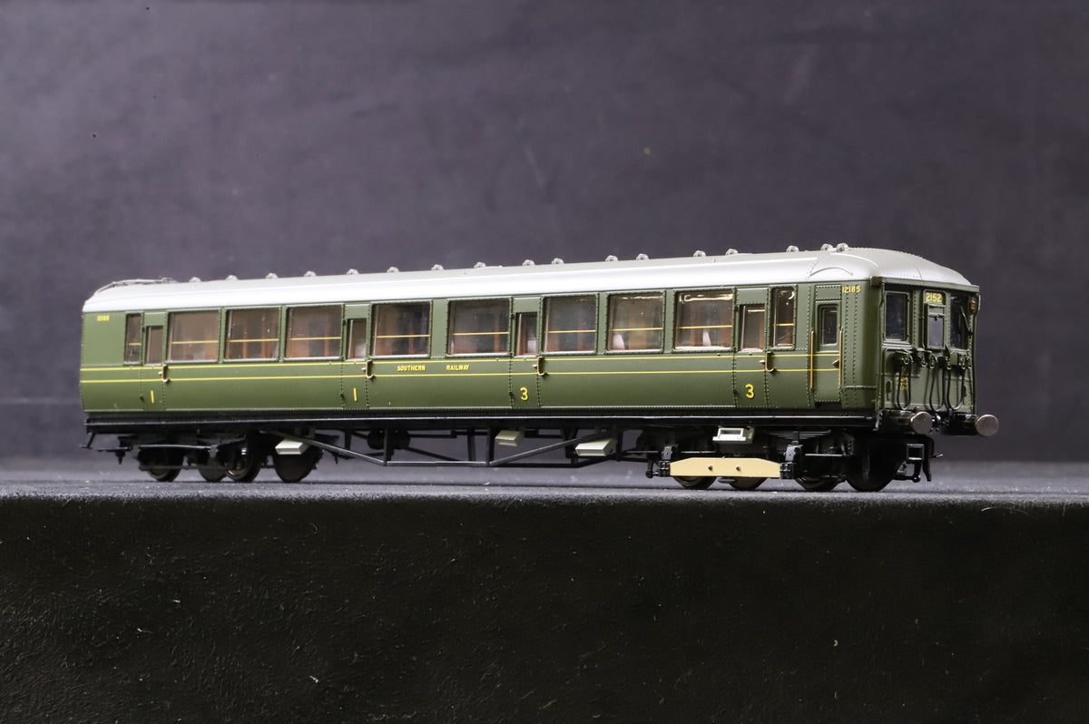 Hornby OO R3700 2-BIL EMU Set No.2152 in Lined SR Green - DCC Sound