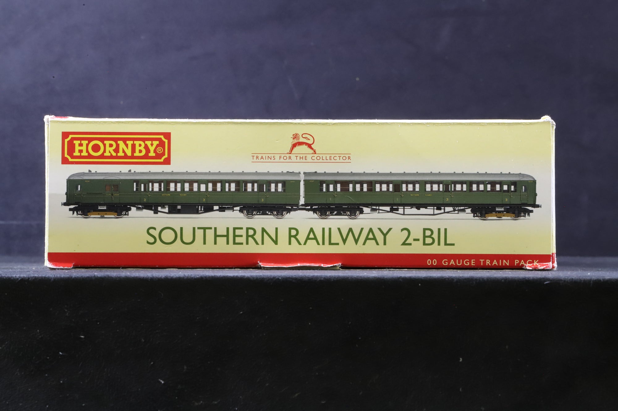 Hornby OO R3700 2-BIL EMU Set No.2152 in Lined SR Green - DCC Sound