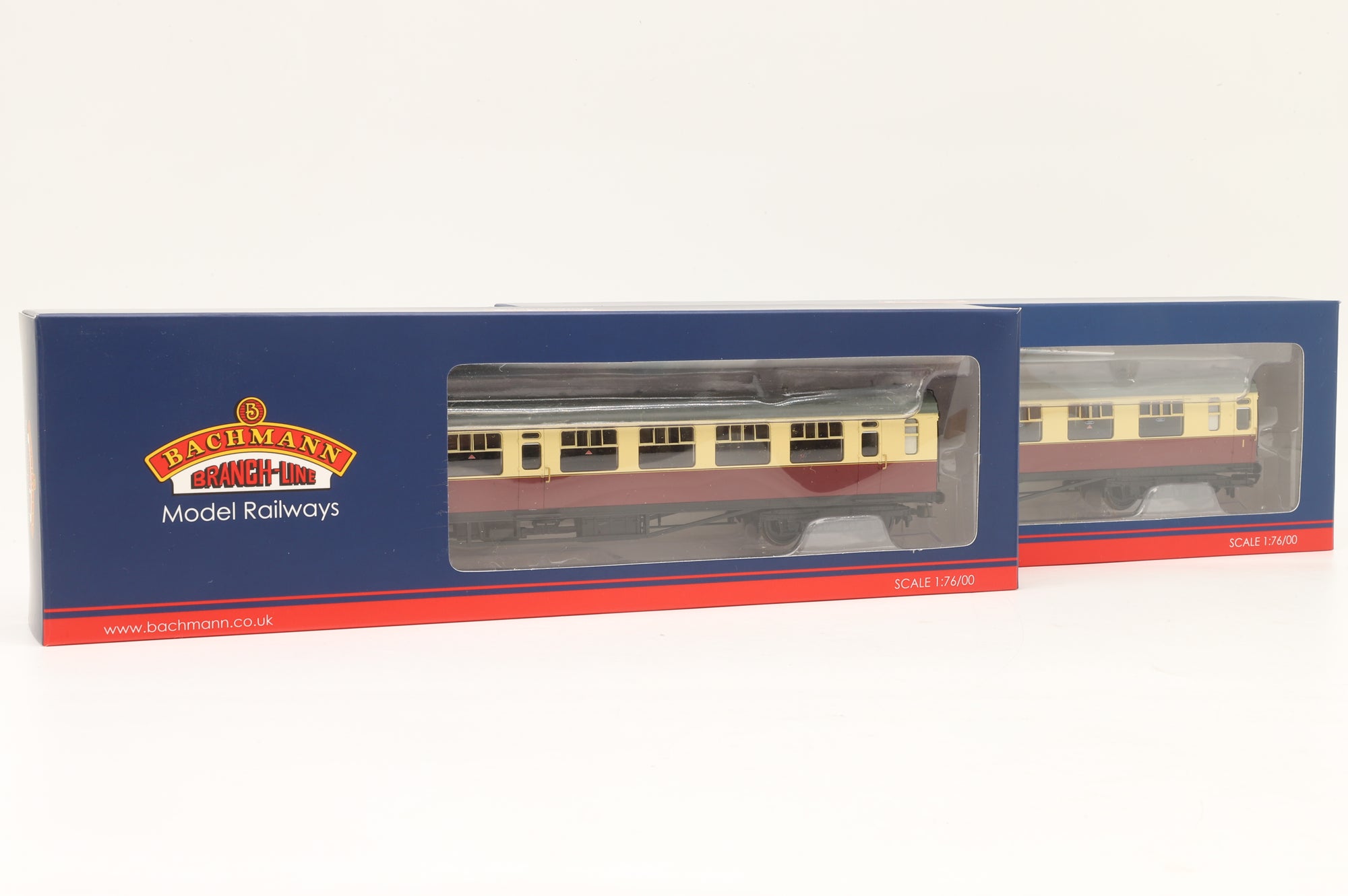 Bachmann OO Rake Of 2 SR Bulleid Corridor 15" Vents BR Crimson & Cream Inc. 34-751 & 34-776