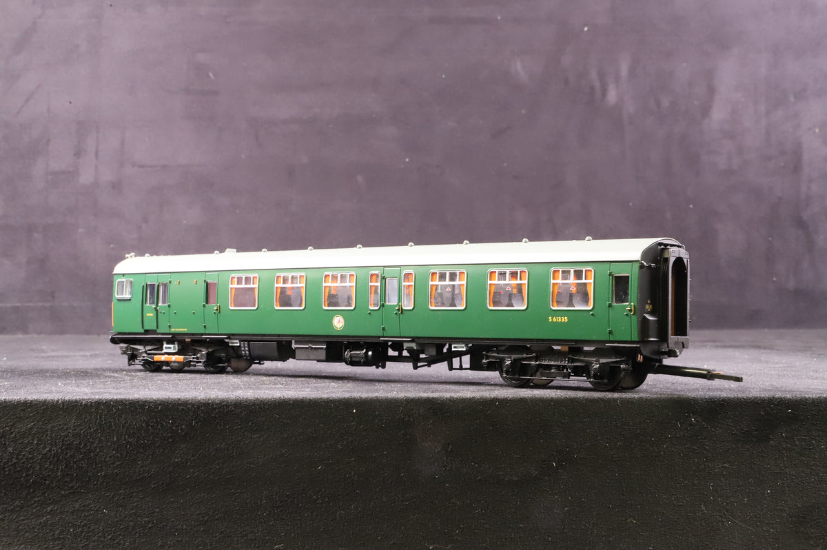 Bachmann OO 31-426 4CEP EMU 7126 in BR(S) Green
