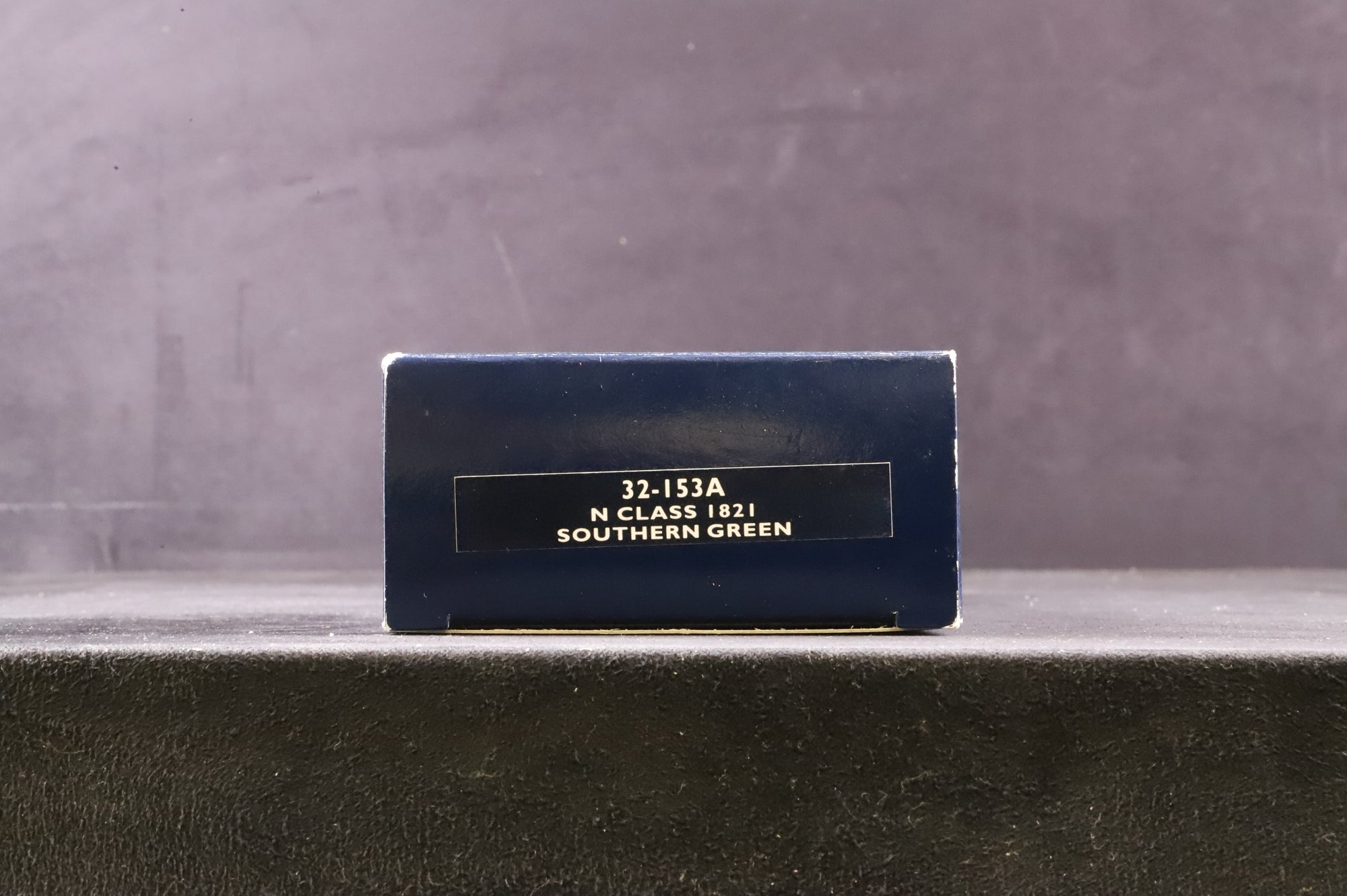 Bachmann OO 32-153A N Class 1821 in SR Green