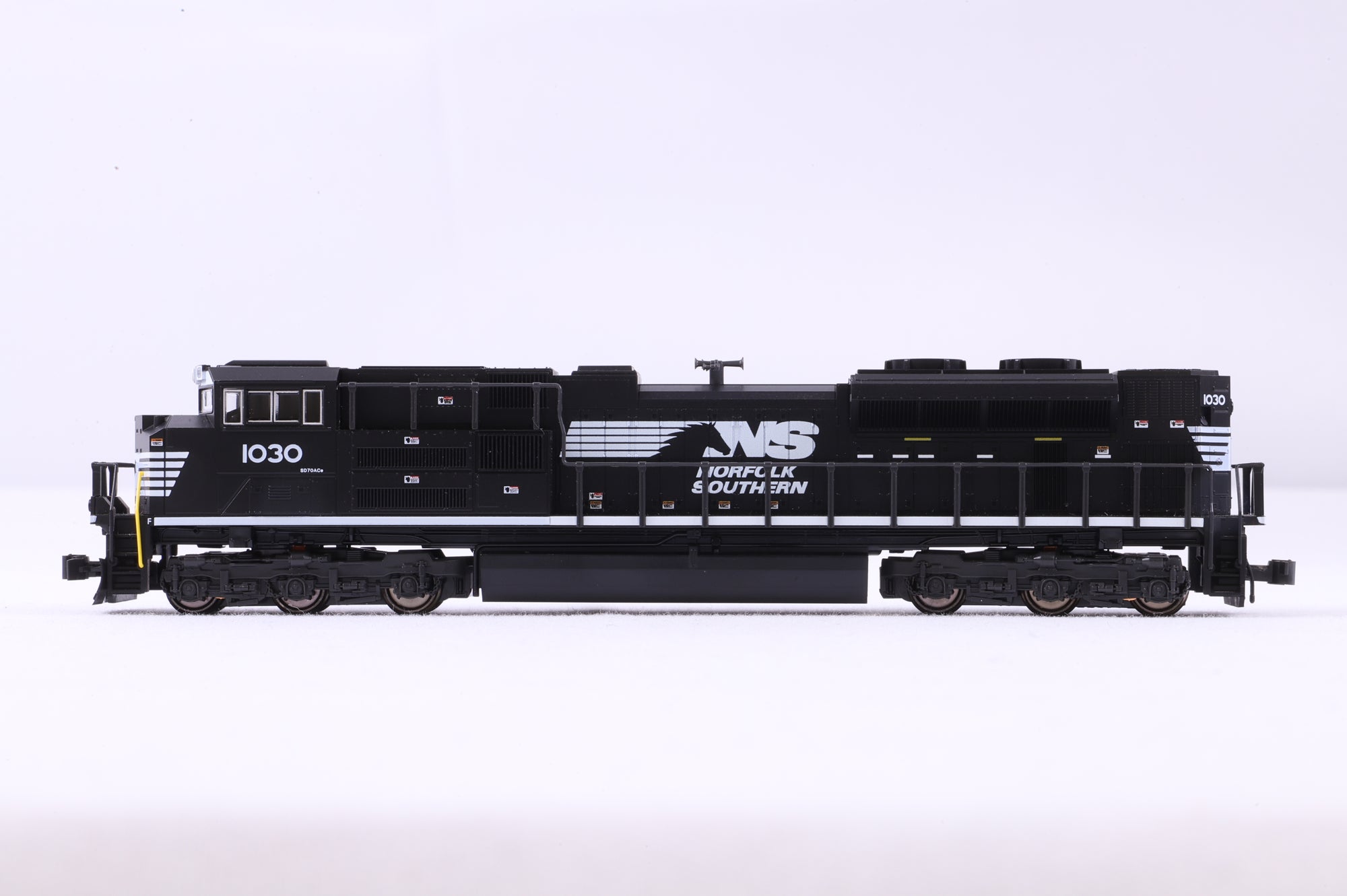 Kato N 176-8514 SD70ACe NS '1030'