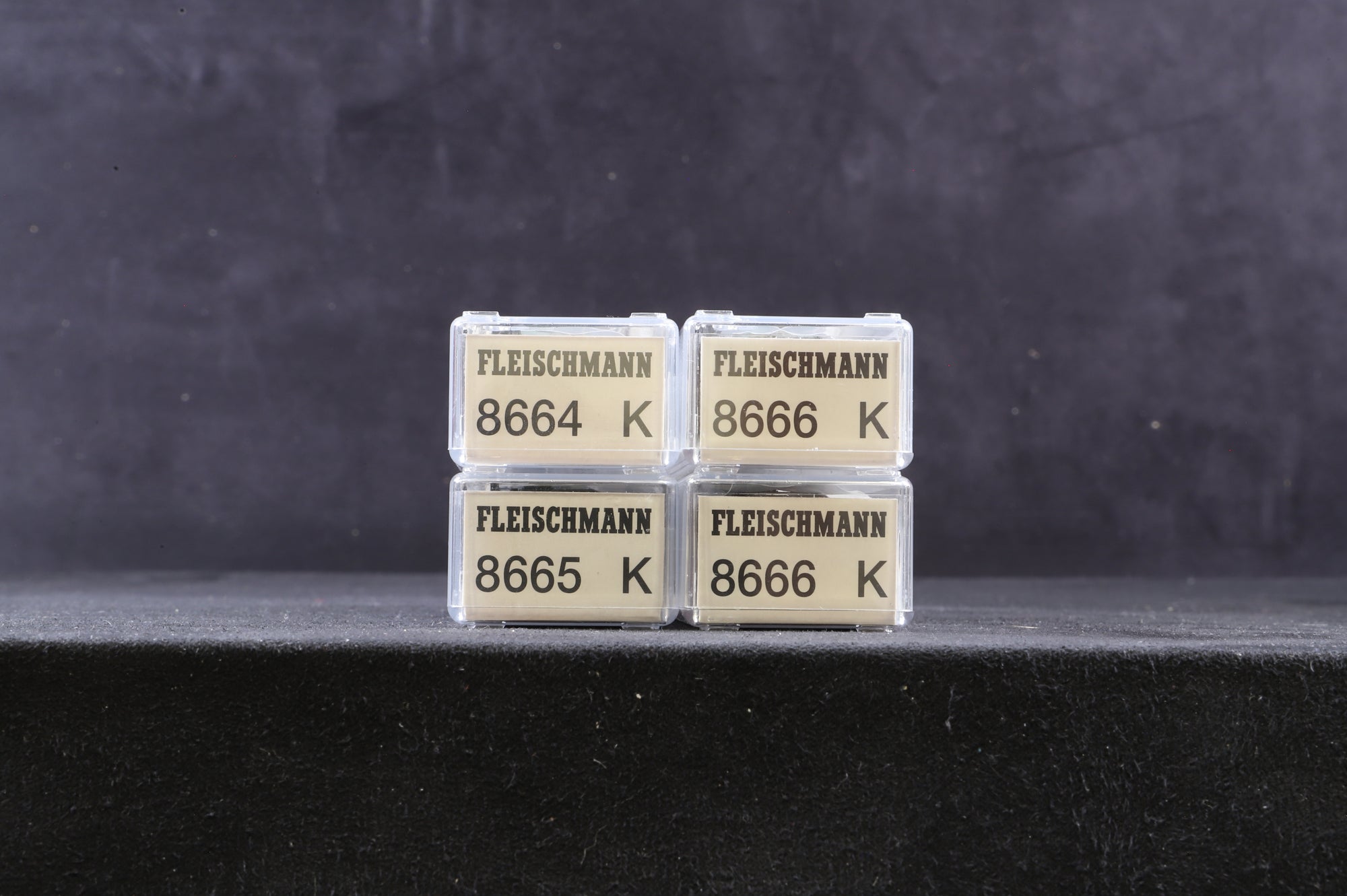 Fleischmann N Rake Of 4 DB Green Coaches Inc. 8664, 8665 & 8666x2