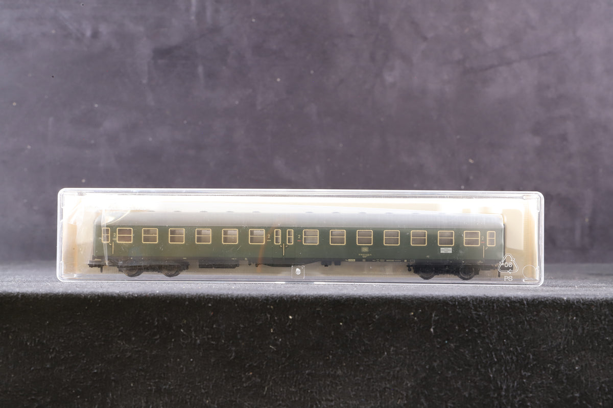 Fleischmann N Rake Of 4 DB Green Coaches Inc. 8664, 8665 &amp; 8666x2