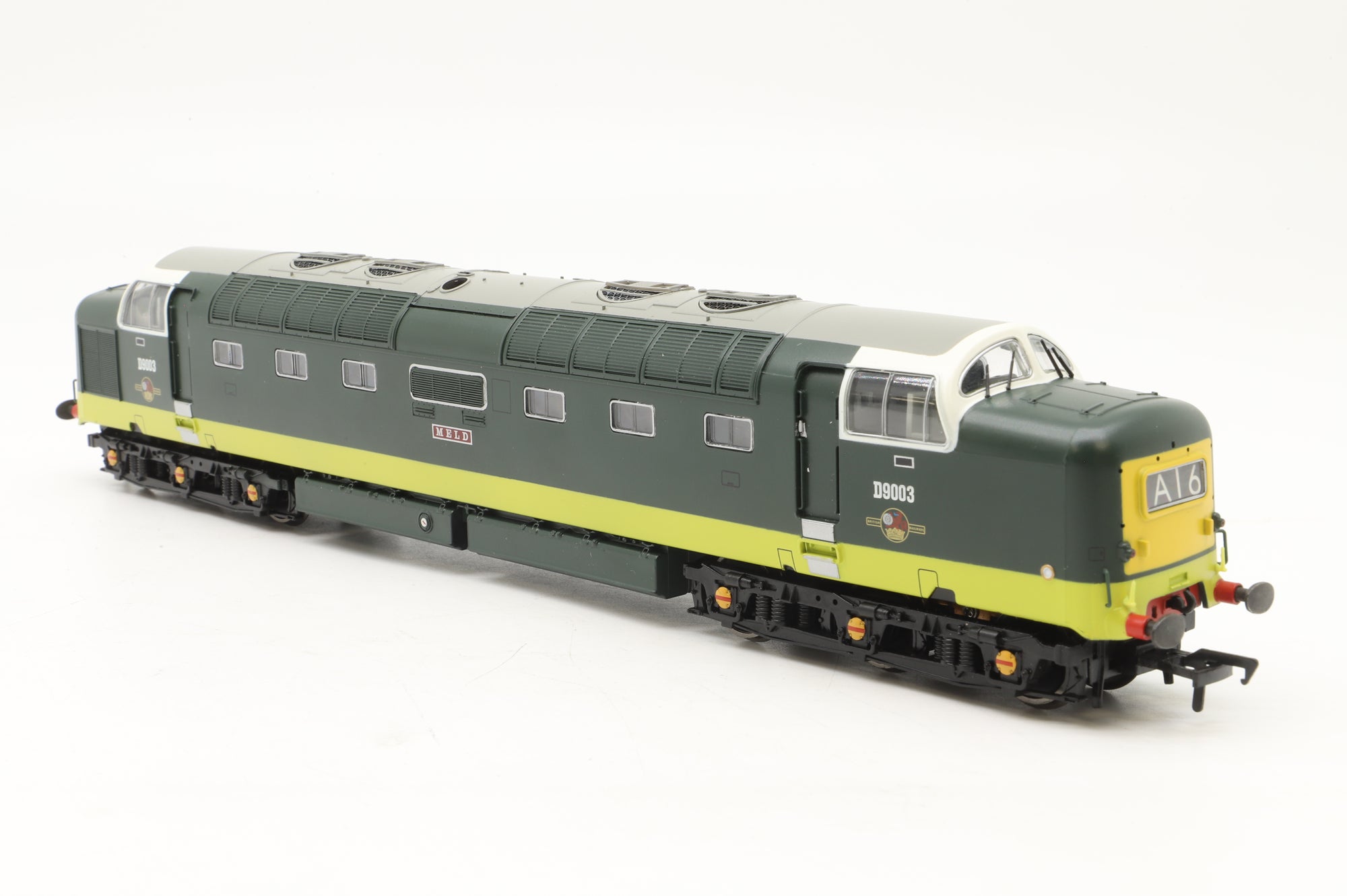 Bachmann OO 32-525UB Class 55 Deltic 'Meld' 'D9003' Two Tone Green