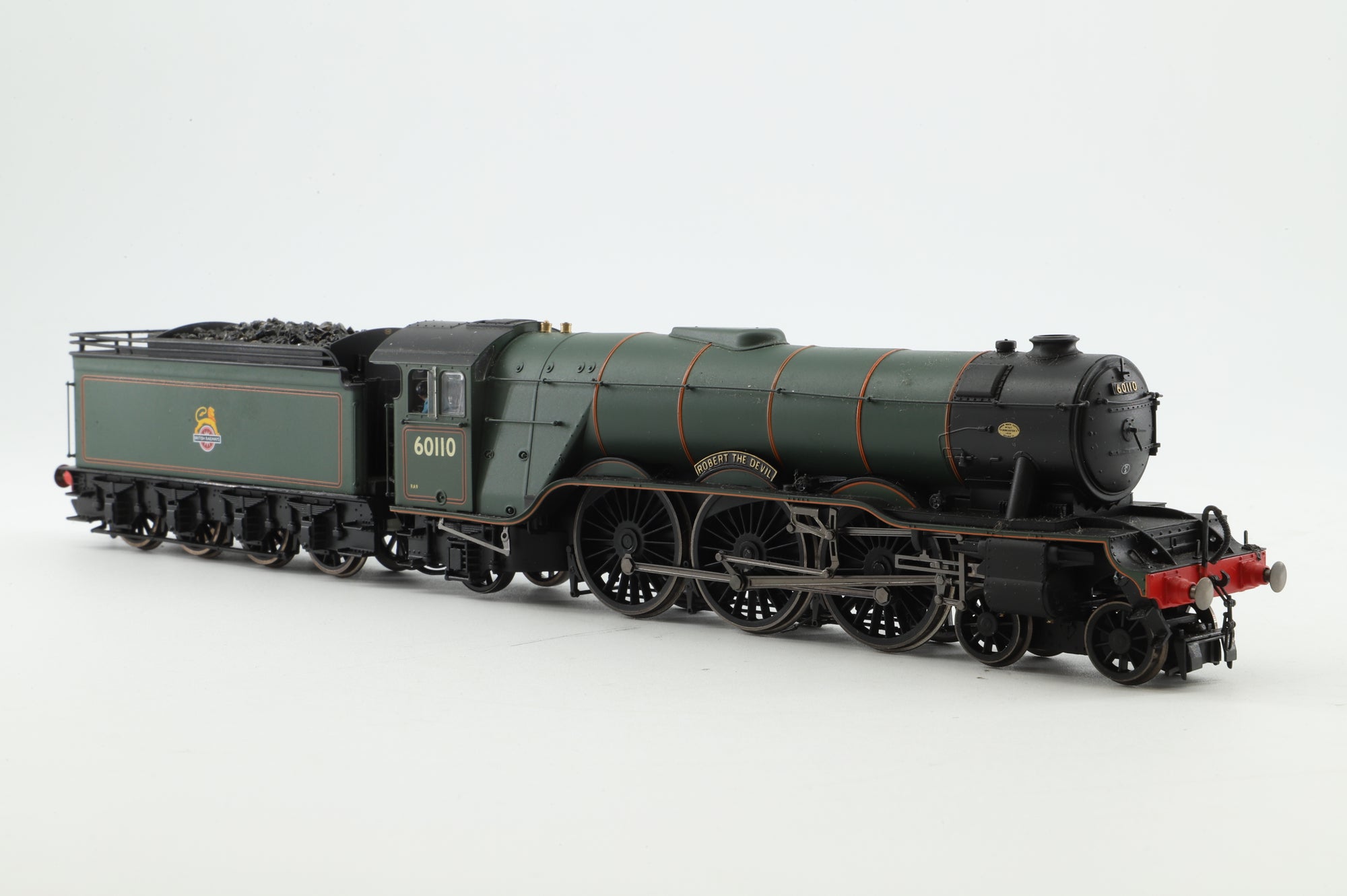 Hornby OO Class A3 60110 'Robert the Devil' in Lined BR Green w/ Early Crests - DCC Sound