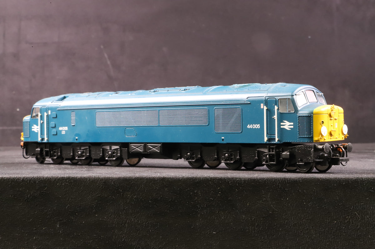 Bachmann OO 32-652DS Class 44 44005 in BR Blue - DCC Sound