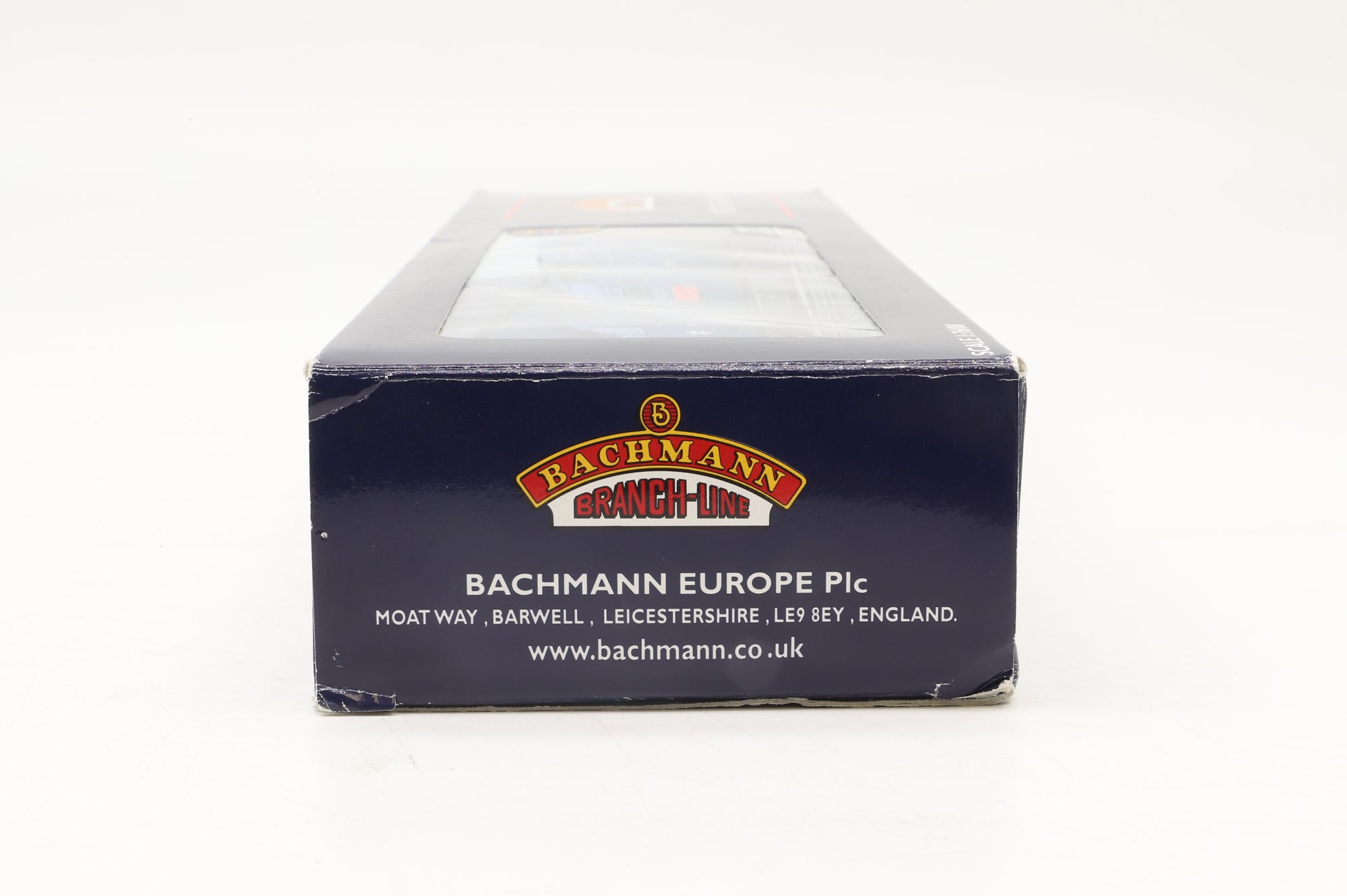 Bachmann OO 32-525UB Class 55 Deltic 'Meld' 'D9003' Two Tone Green