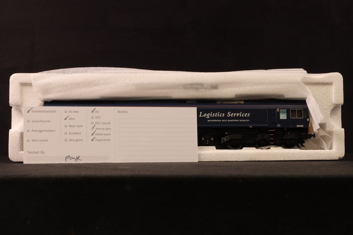 Bachmann OO 32-729 Class 66 66405 in Malcolm Logistics Livery