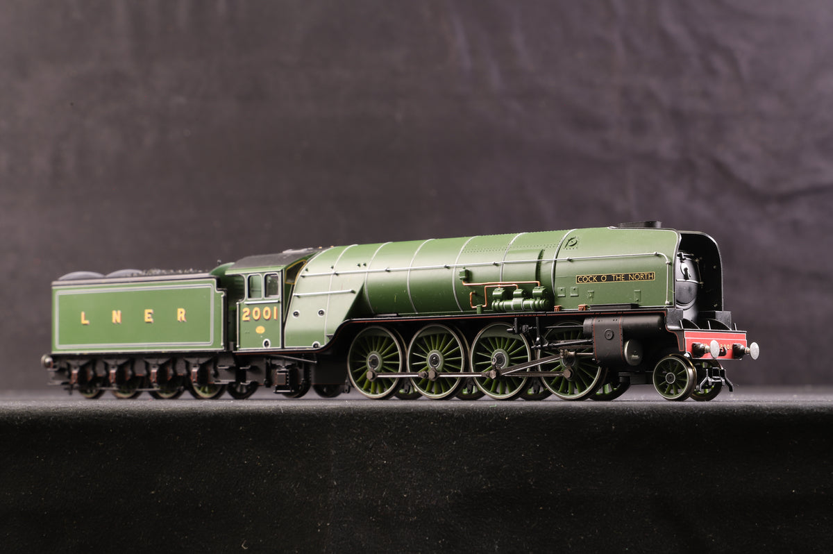 Hornby OO R3207 LNER Class P2 &#39;Cock O The North&#39; &#39;2001&#39;