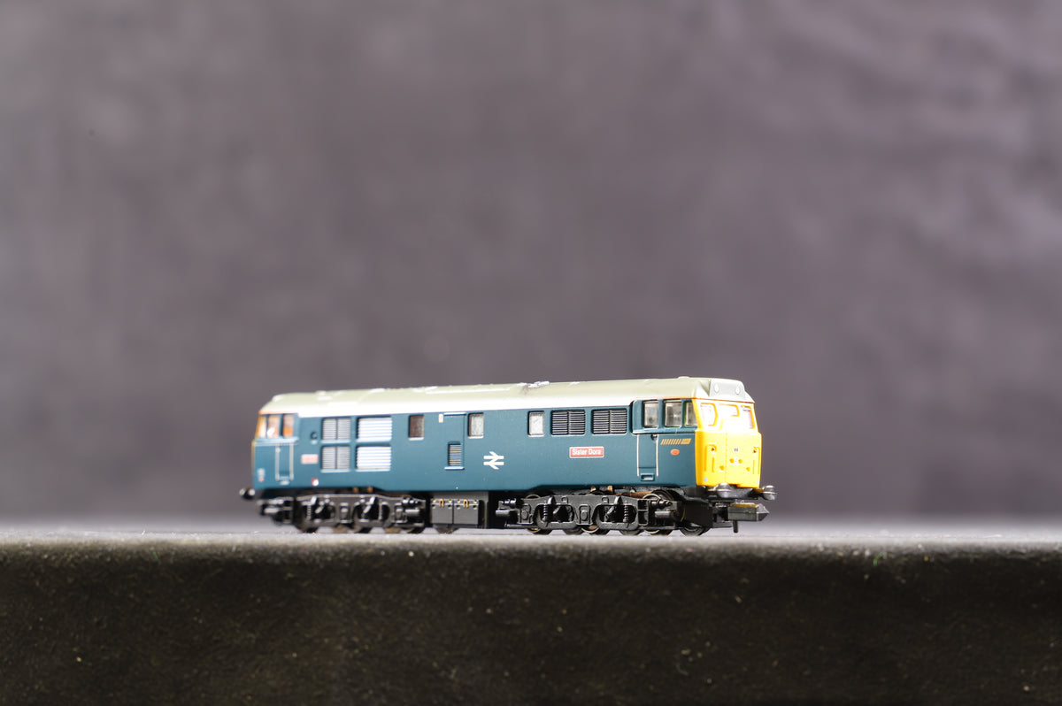 Graham Farish N 371-103 Class 31 Diesel &#39;31430&#39; &#39;Sister Dora&#39; BR Blue