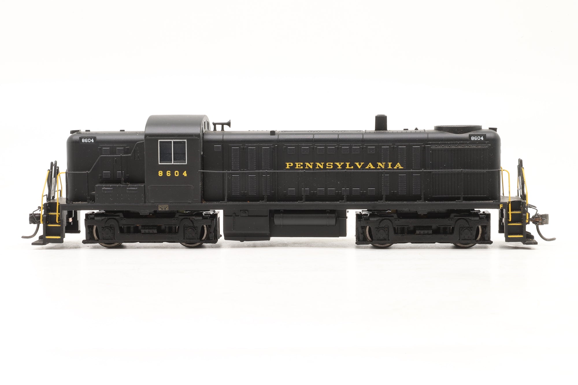 Bachmann HO 64205 Alco RS3 88604 in PRR Black