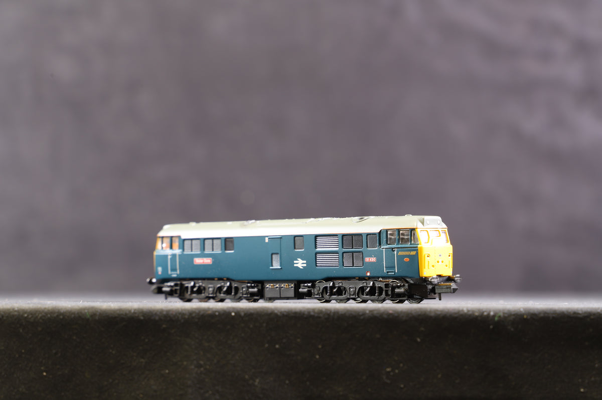 Graham Farish N 371-103 Class 31 Diesel &#39;31430&#39; &#39;Sister Dora&#39; BR Blue