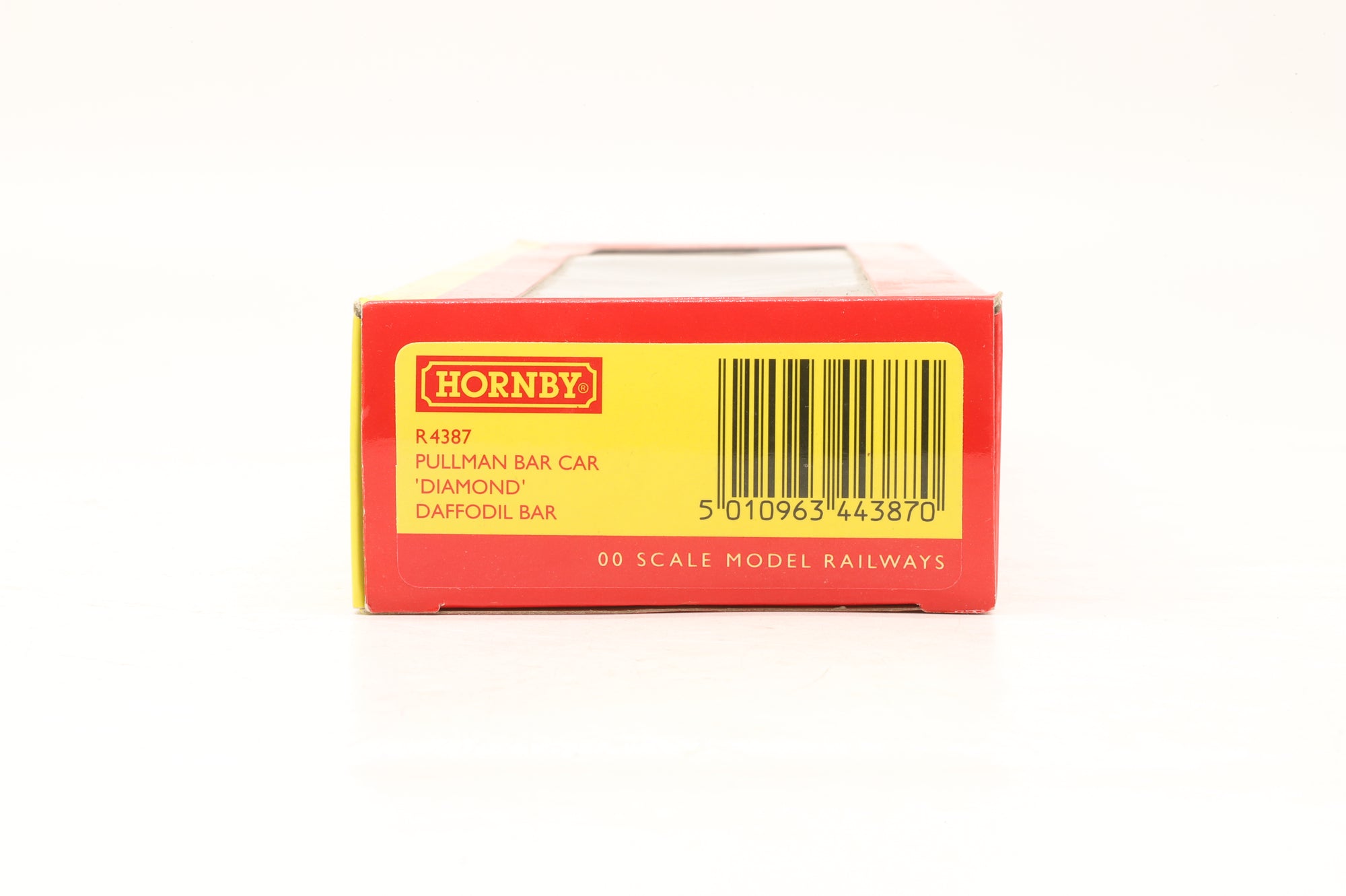 Hornby OO R4387 Pullman Bar Car 'Diamond' Daffodil Bar