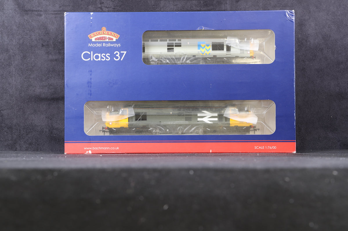 Bachmann OO 32-390Z Twin Pack Class 37/9 &#39;37905&#39; Railfreight &amp; &#39;37906&#39; Grey Excl. Kernow MRC