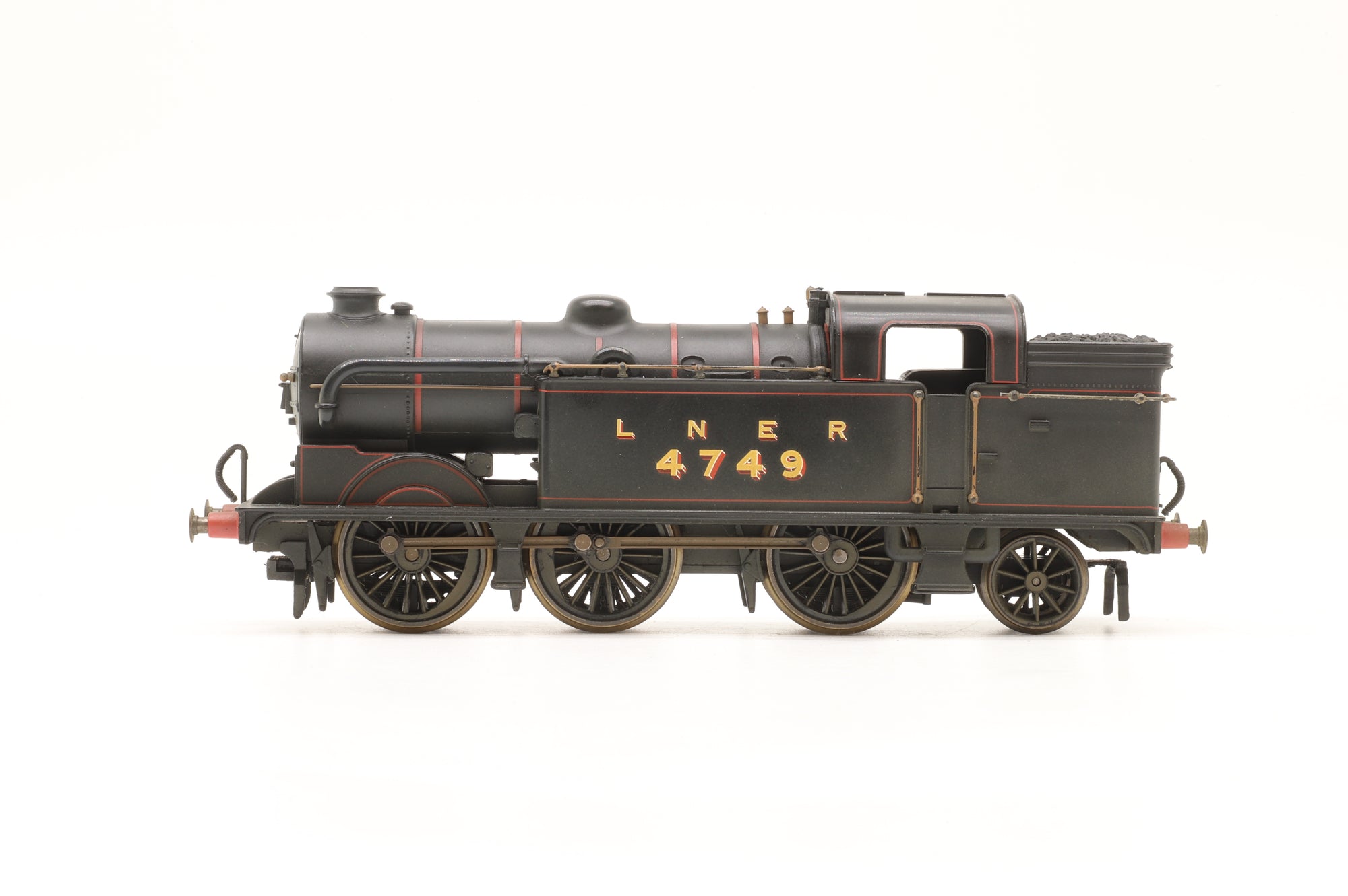 Hornby OO Class N2 '4749' LNER Lined Black, Weathered, DCC Sound