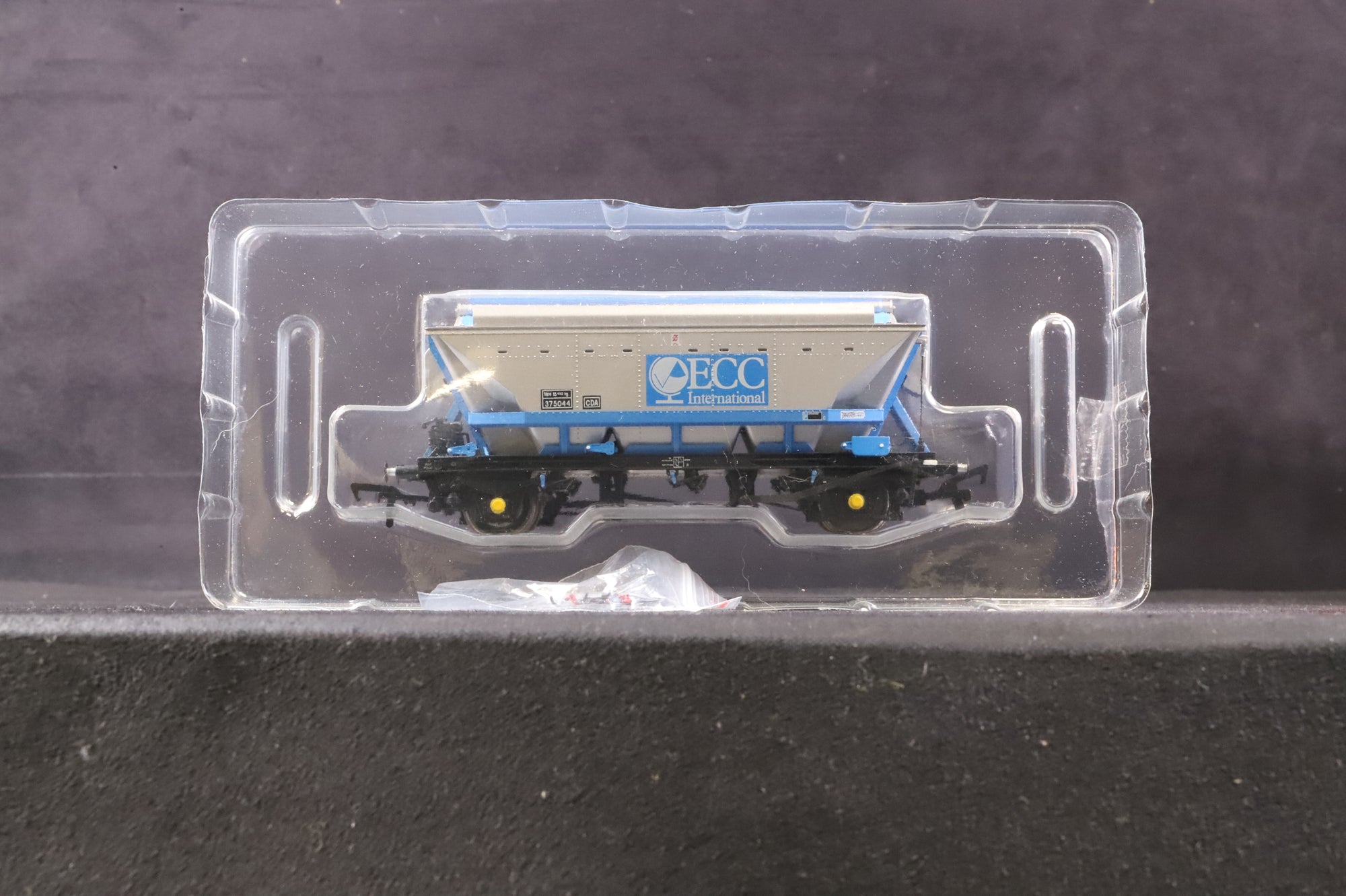 Cavalex Models OO CD01-ECC-DPT(1) Twin Pack of CDA Wagons in EEC Livery