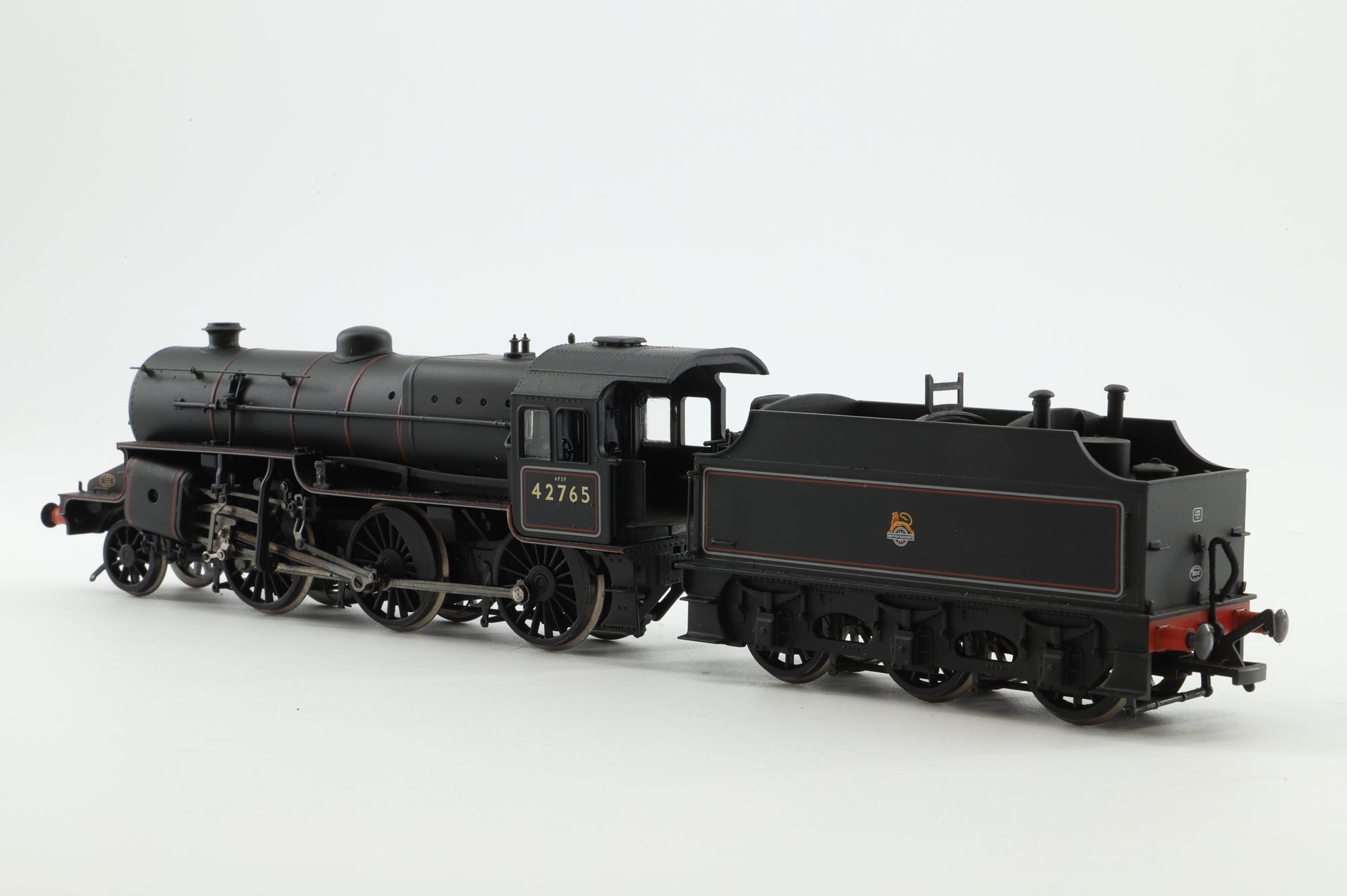 Bachmann OO 32-176 'Crab' 42765 in Lined BR Black w/ Coal Rail & Early Crests