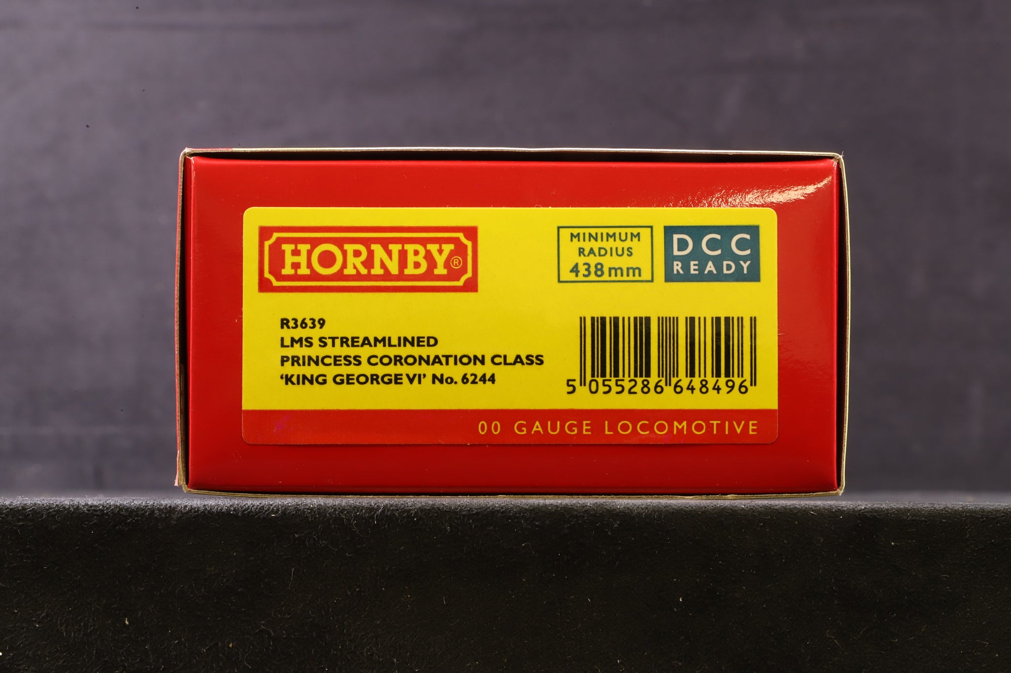 Hornby OO R3639 Streamlined Princess Coronation Class 6244 'King George VI' in Lined LMS Crimson
