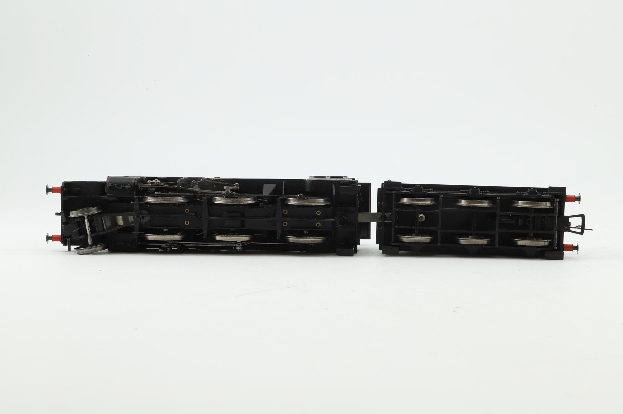 Bachmann OO 32-176 'Crab' 42765 in Lined BR Black w/ Coal Rail & Early Crests
