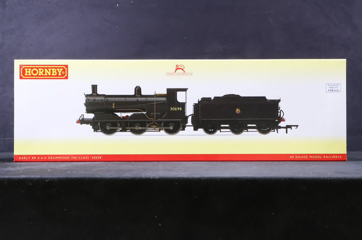 Hornby OO R3421 Drummond 700 &#39;30698&#39; BR Black E/C