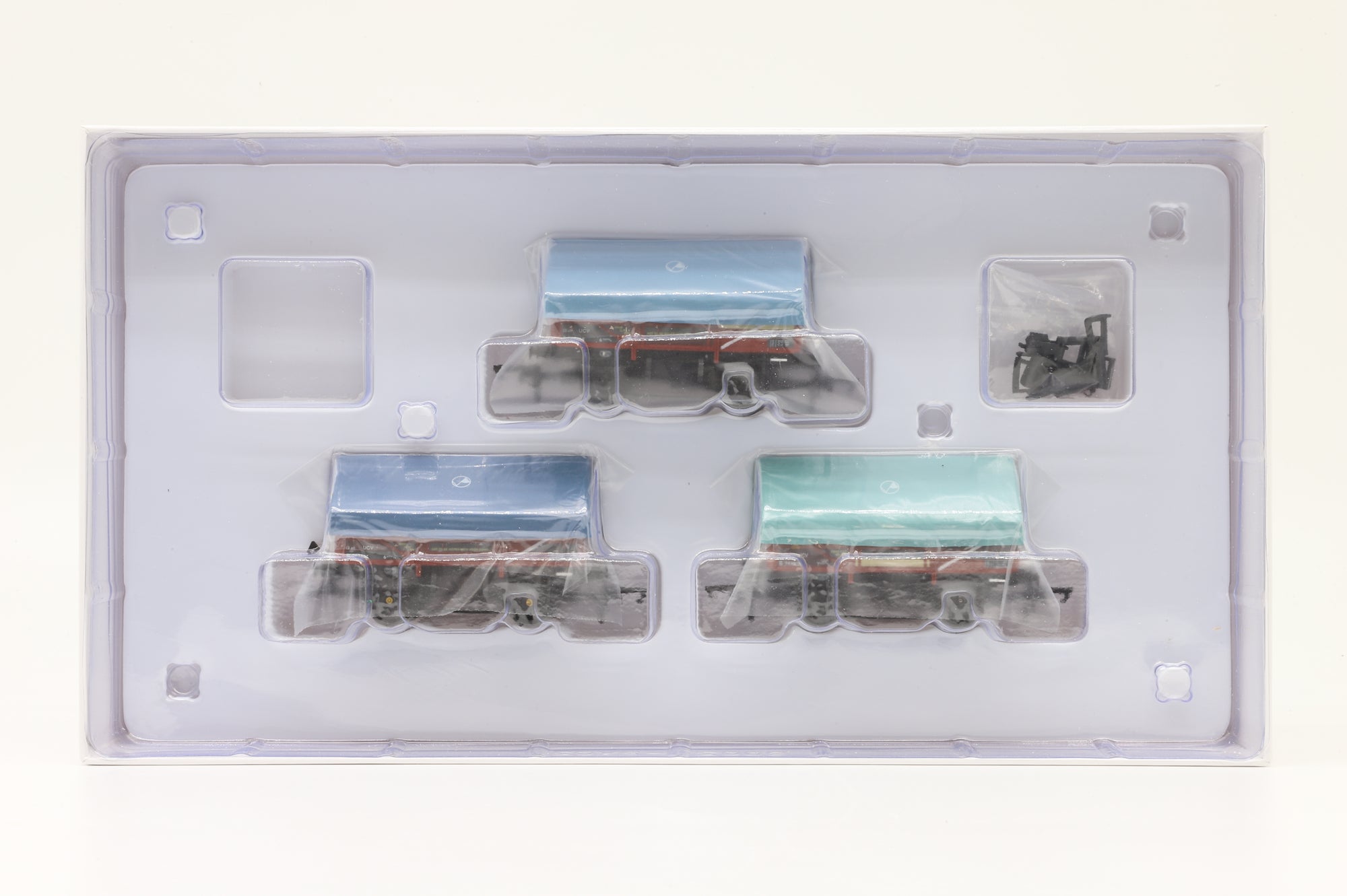 Accurascale OO ACC3087 Triple Pack(I) of 13T UCV Clayhood Wagons in BR Bauxite/Mixed Blue