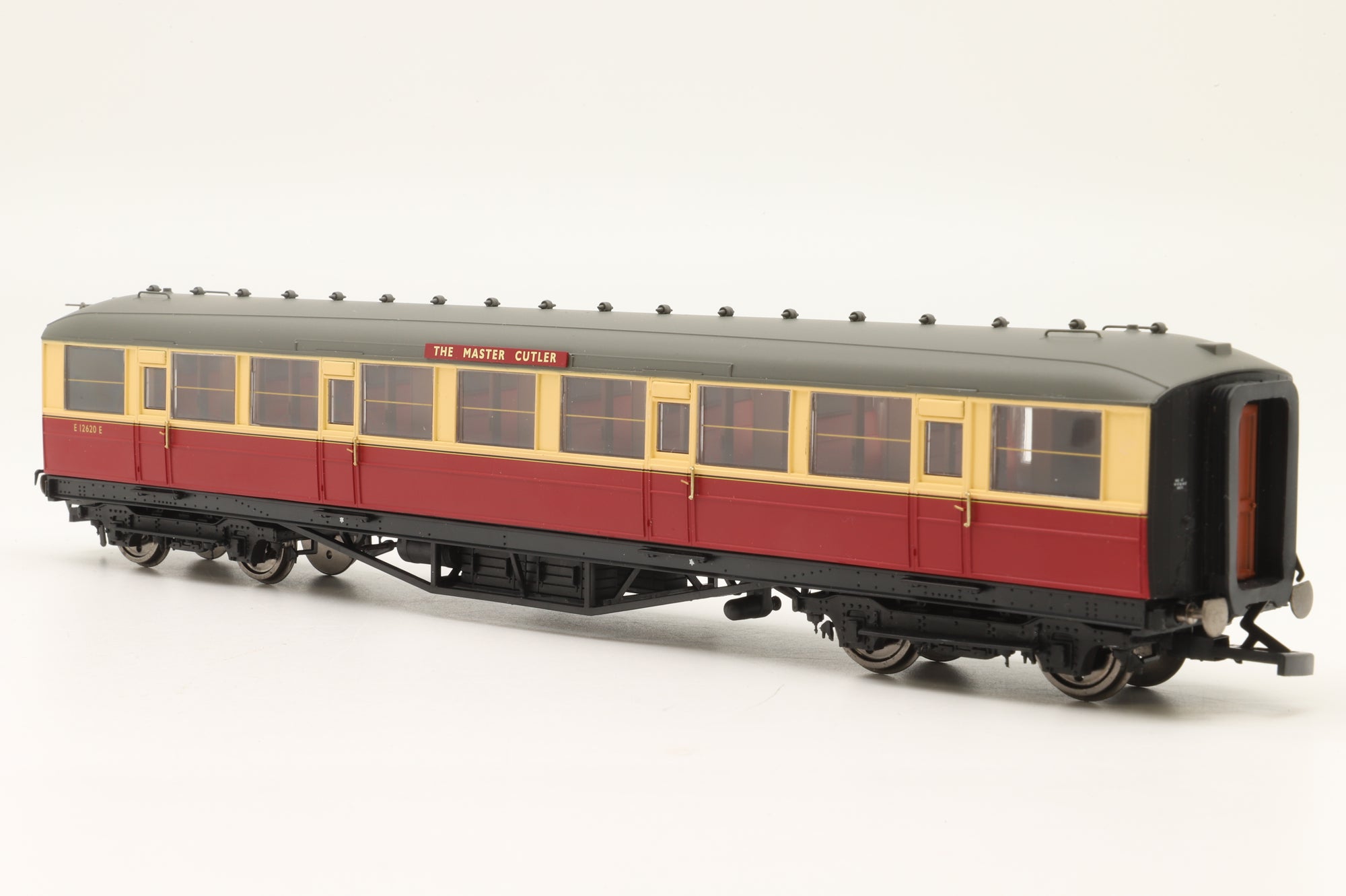 Hornby OO R4255 Rake Of 3 Crimson & Cream Gresley Coaches