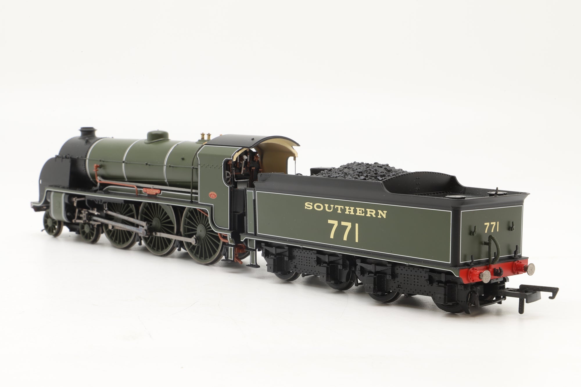 Hornby OO R3010X Class N15 '771' 'Sir Sagramore' Steam Locomotive SR Green DCC Fitted