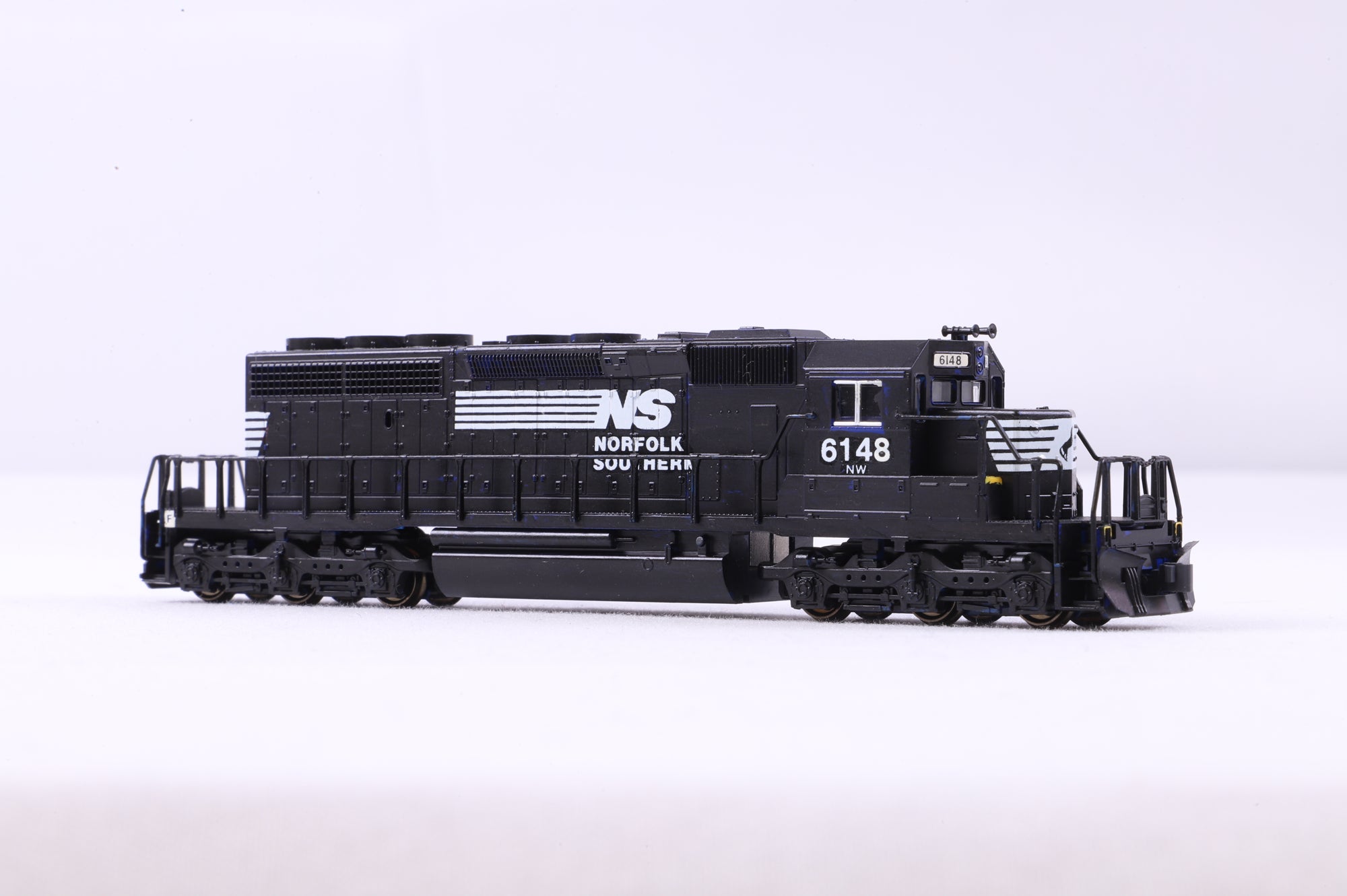 Kato N 176-4817 SD40-2 Early with Dynamic Brake NS '6148'
