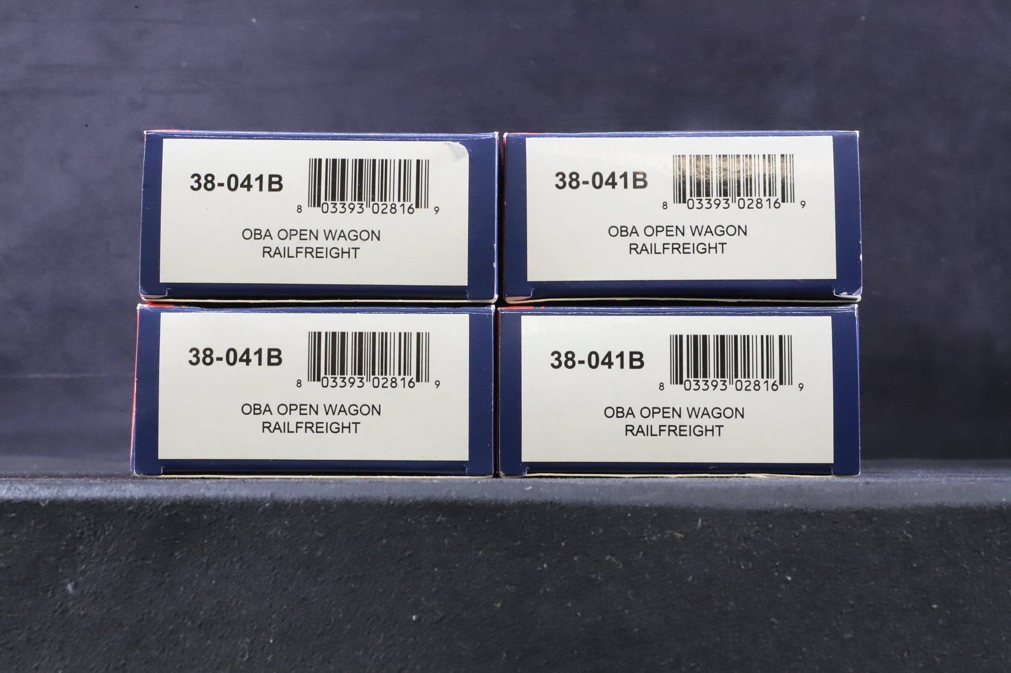 Bachmann OO 38-041B x4 Rake of 4 OBA Open Wagons in BR Railfreight Distribution Red/Grey