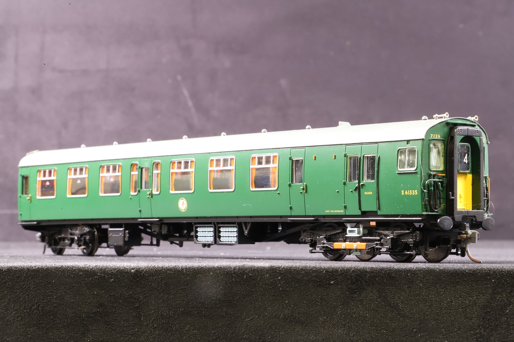 Bachmann OO 31-426 4CEP EMU 7126 Late SR Multiple Unit Green