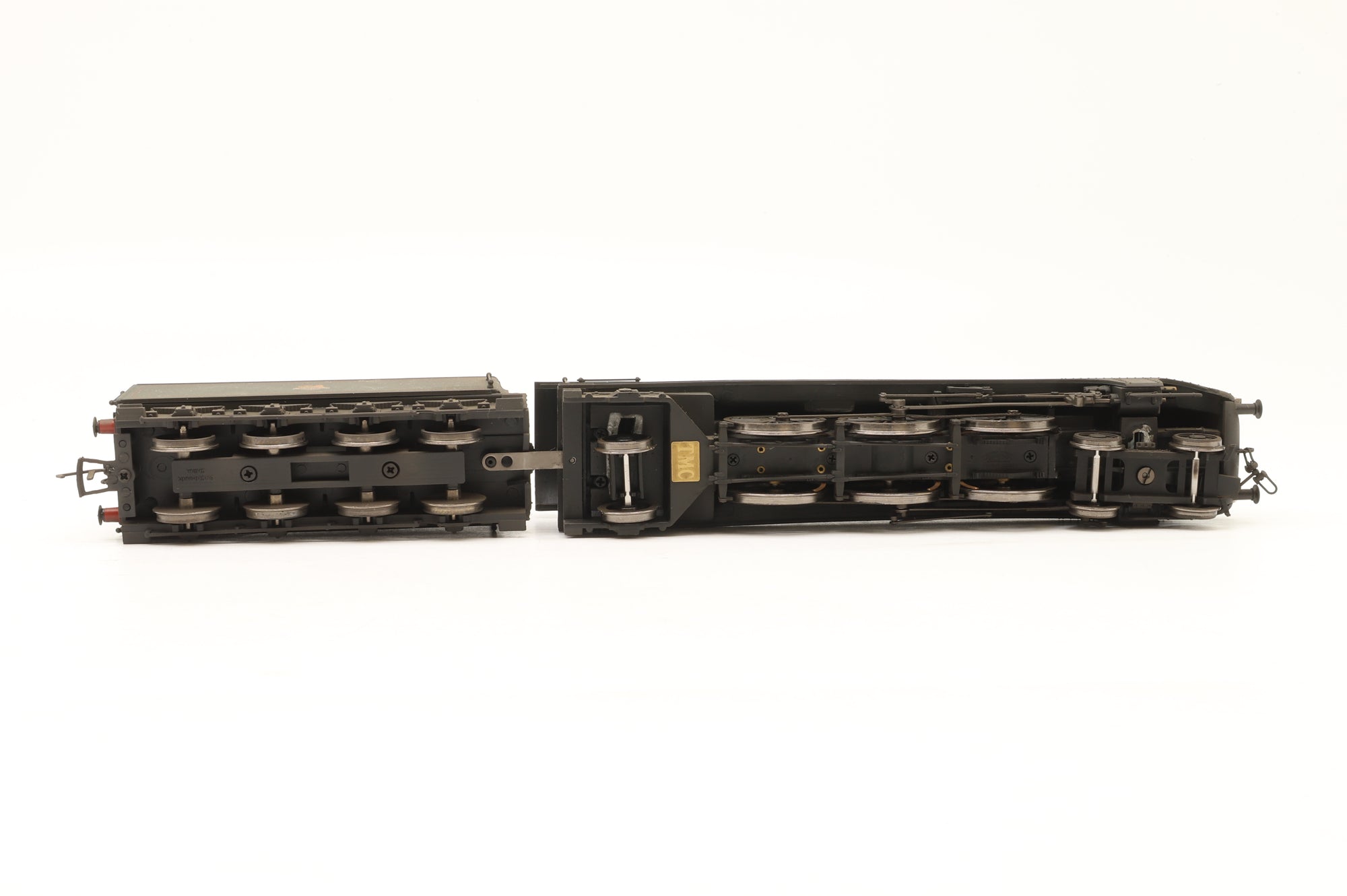 Bachmann OO Class A4 60026 'Miles Beevor' in Lined BR Green w/ Early Crests – Weathered