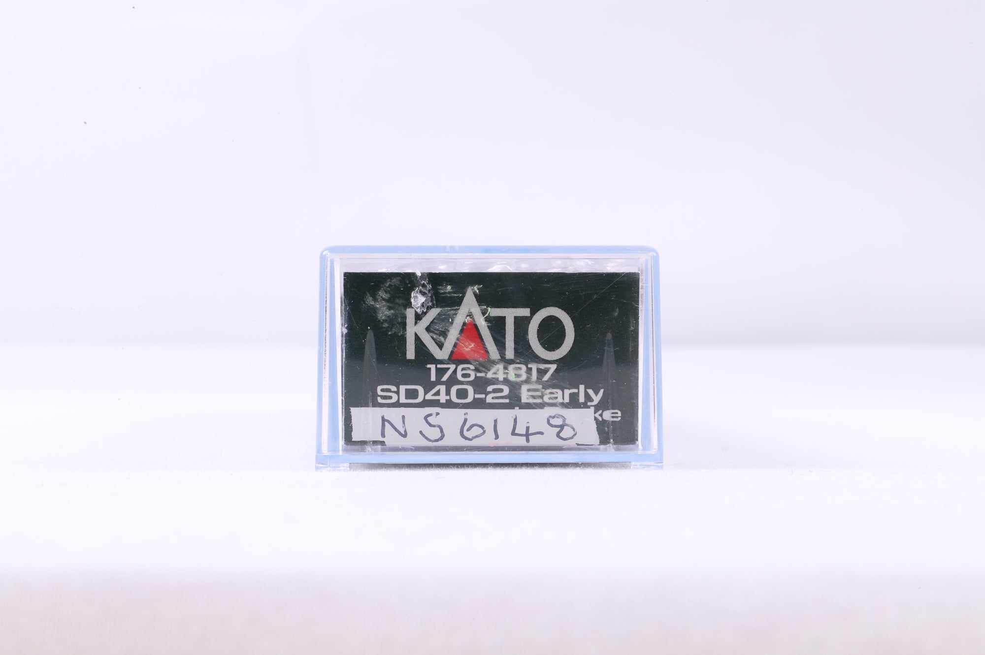 Kato N 176-4817 SD40-2 Early with Dynamic Brake NS '6148'