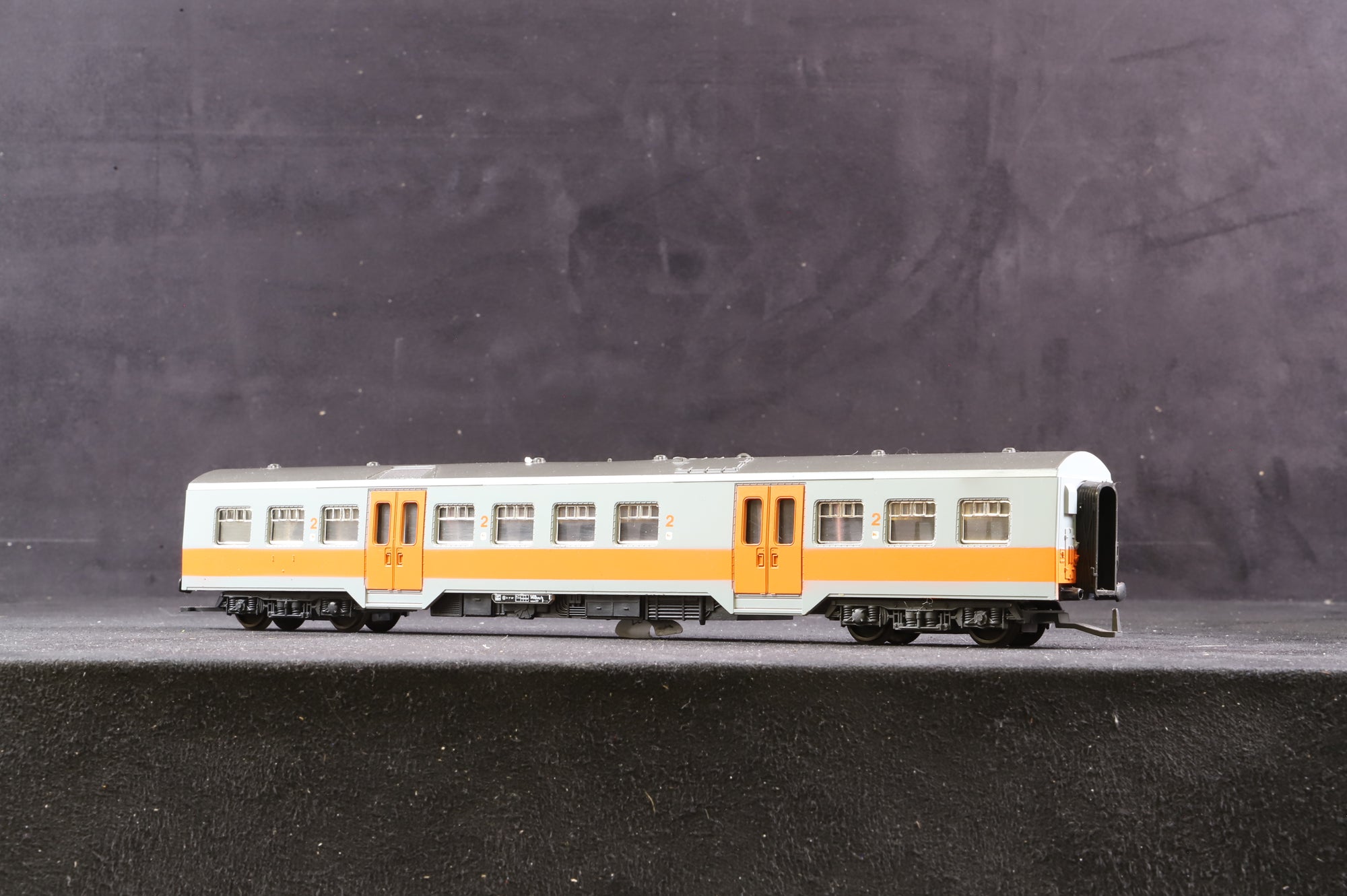 Lima HO 149747GP Electric Locomotive From the Golden Series