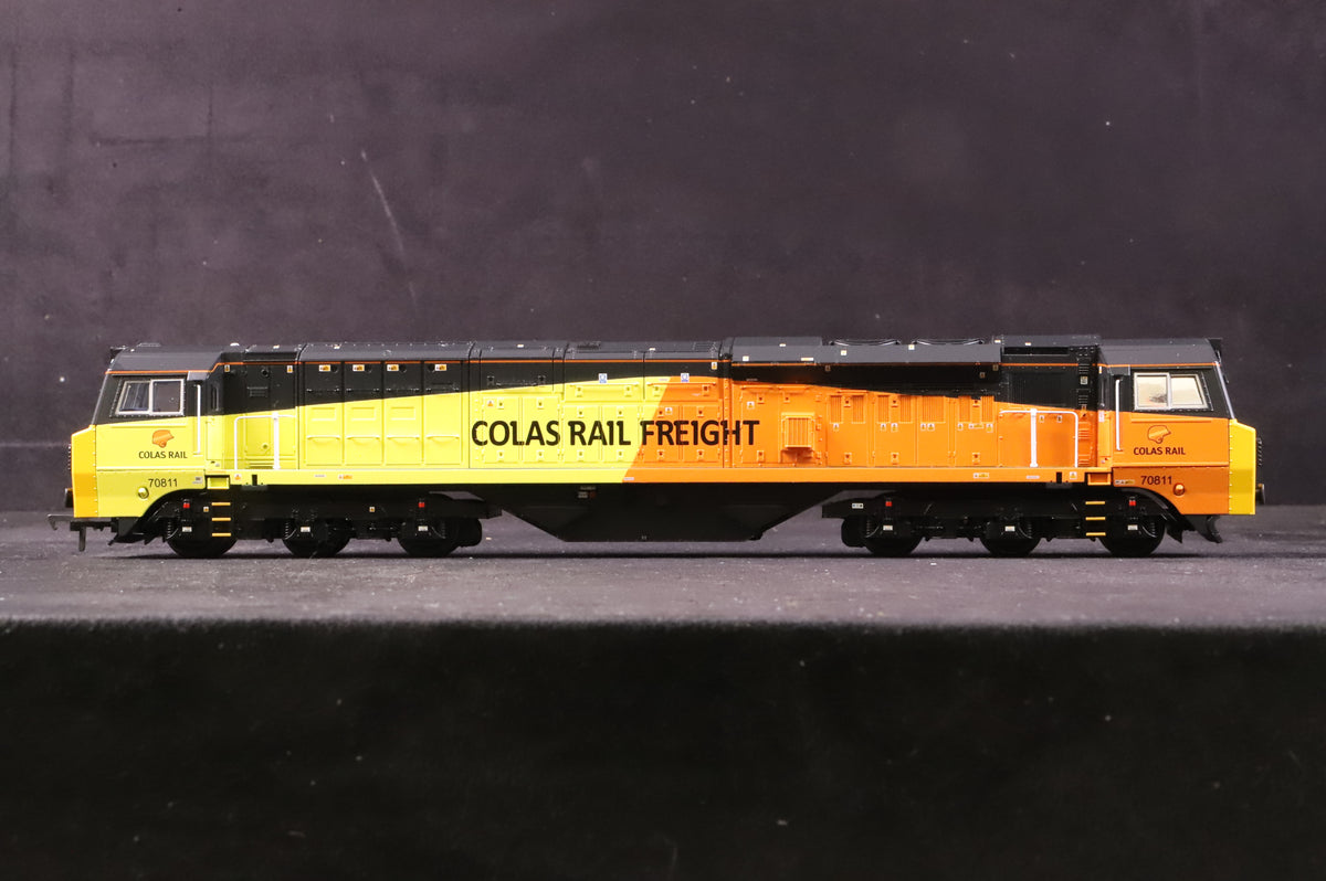 Bachmann OO 31-591A Class 70 70811 in Colas Rail Freight Livery