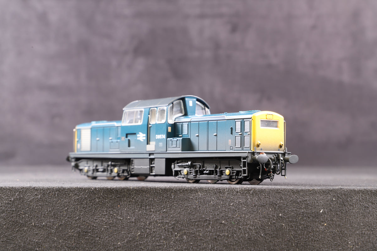 Heljan OO 17991 Class 17 Clayton Diesel &#39;D8574&#39; BR Blue Weathered Ltd Ed 37/ 250