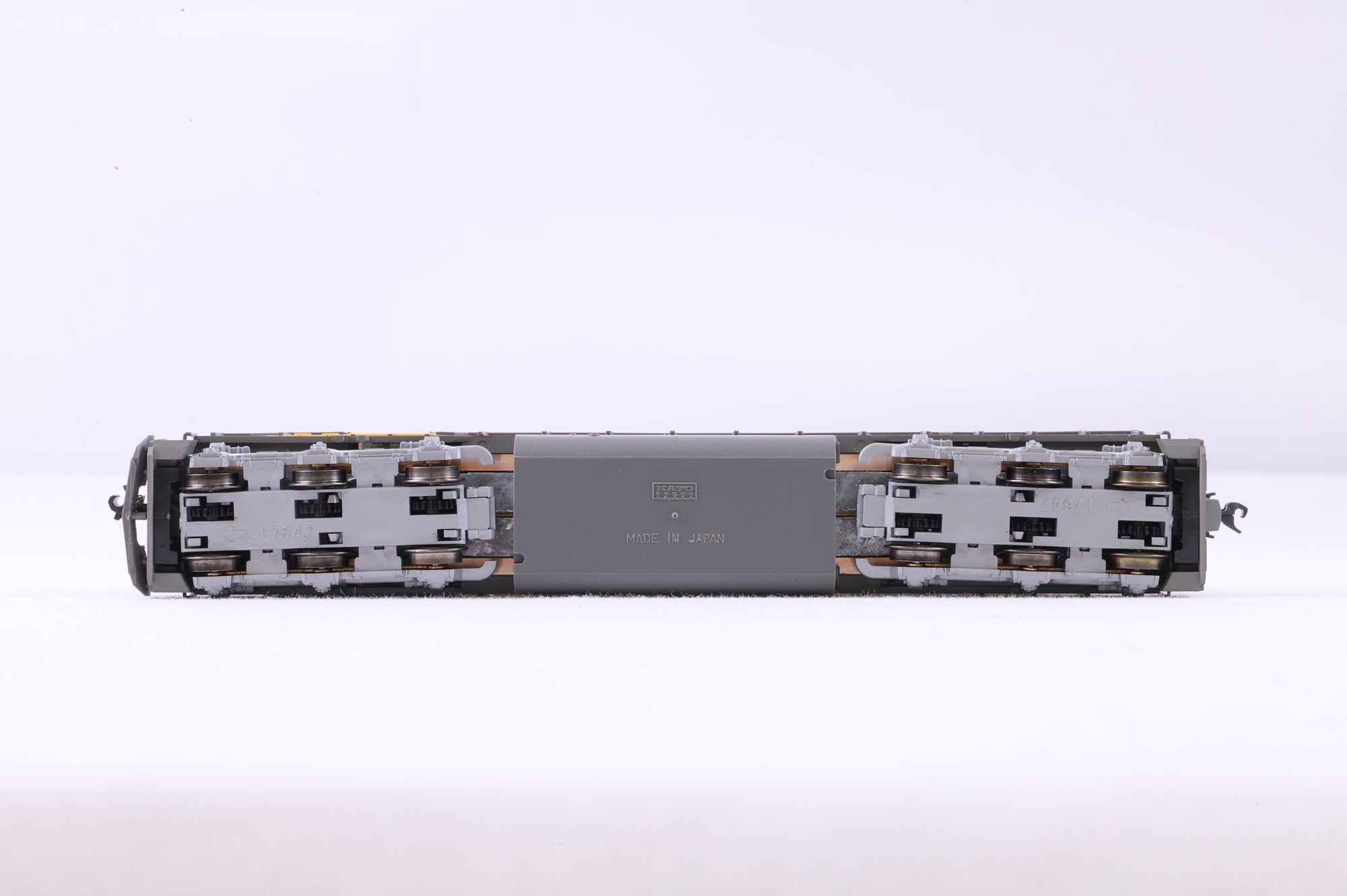 Kato N 176-4813 SD40-2 Early UP '3212'