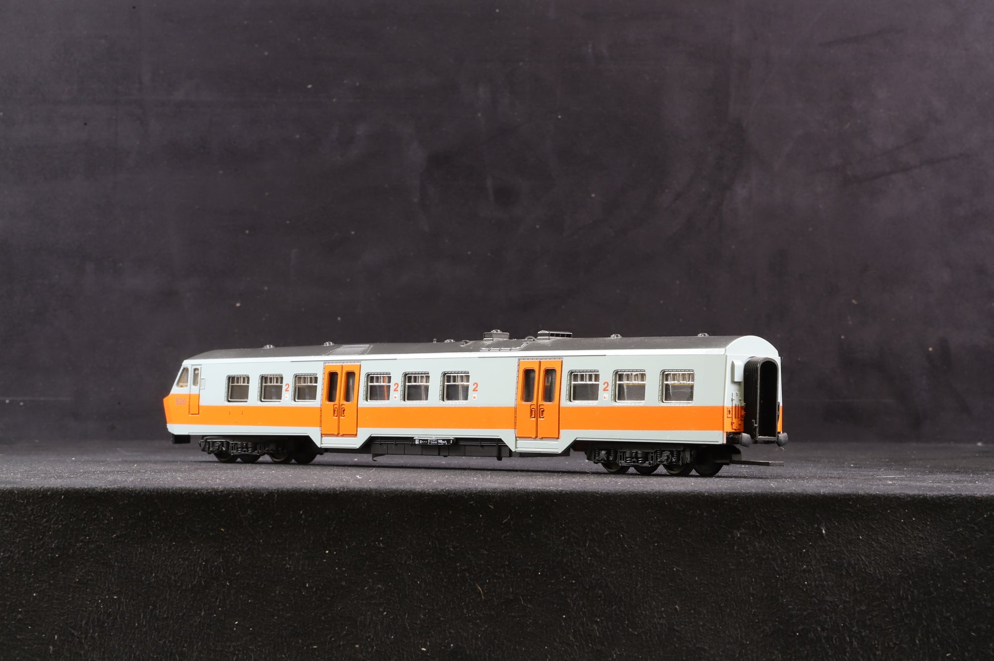 Lima HO 149747GP Electric Locomotive From the Golden Series
