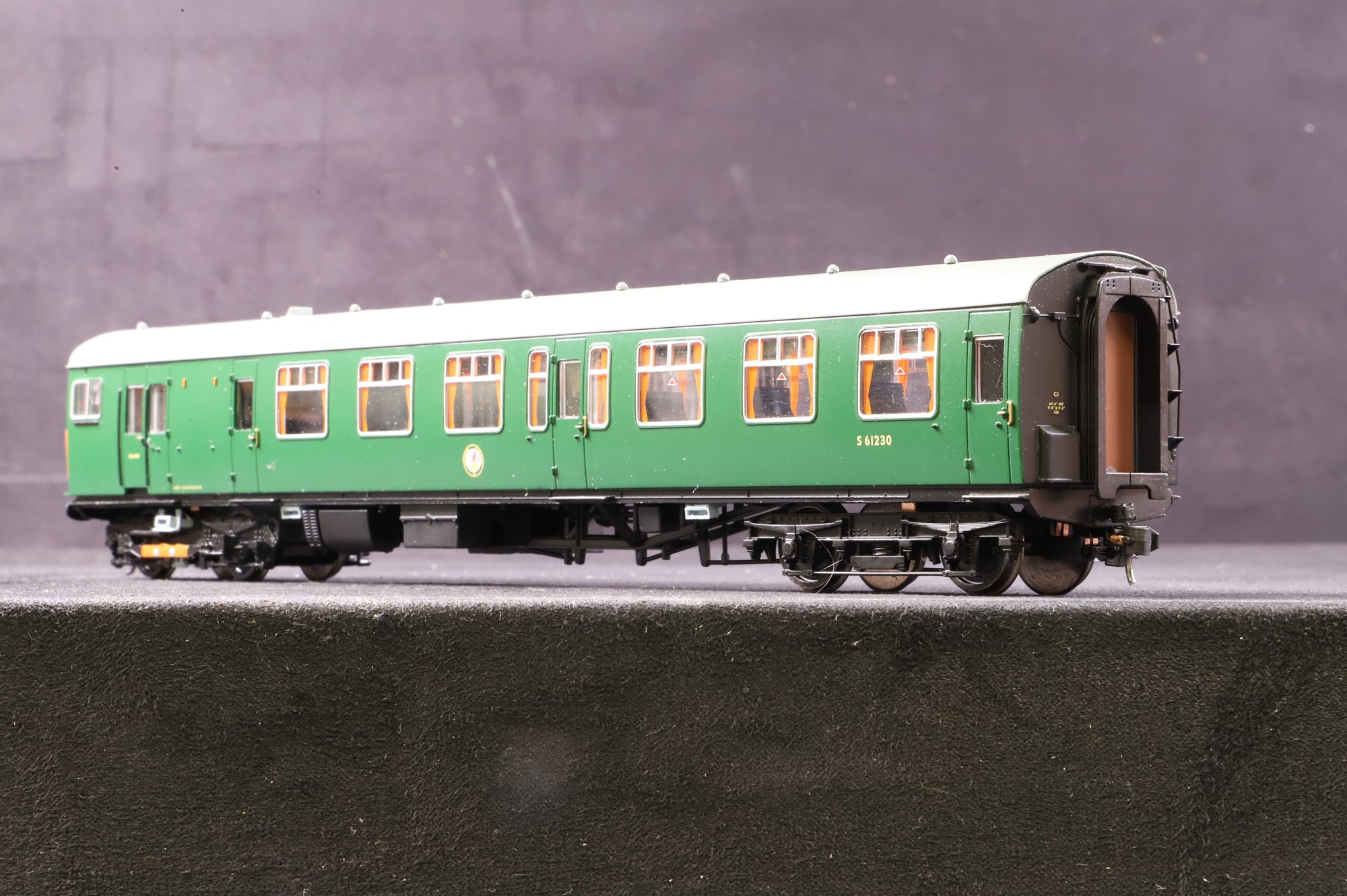 Bachmann OO 31-425 4CEP EMU 7105 Late SR Multiple Unit Green