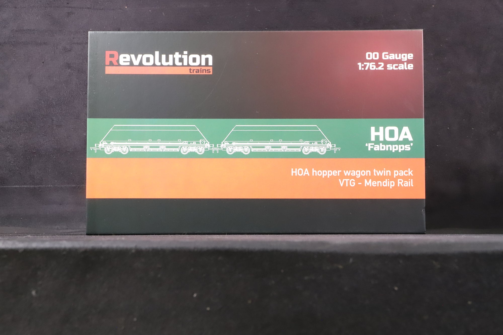 Revolution Trains OO OO-HOA-243 Twin Pack of HOA Hopper Wagons in VTG/Mendip Rail Livery