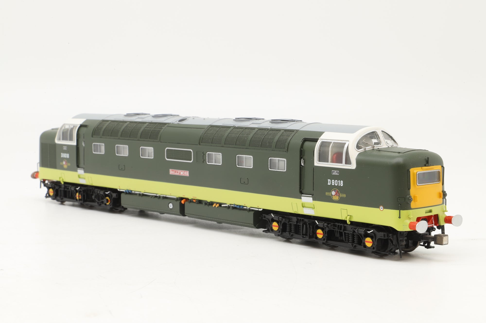 Accurascale OO ACC2794 Class 55 Deltic D9018 in BR Two-Tone Green - DCC Sound