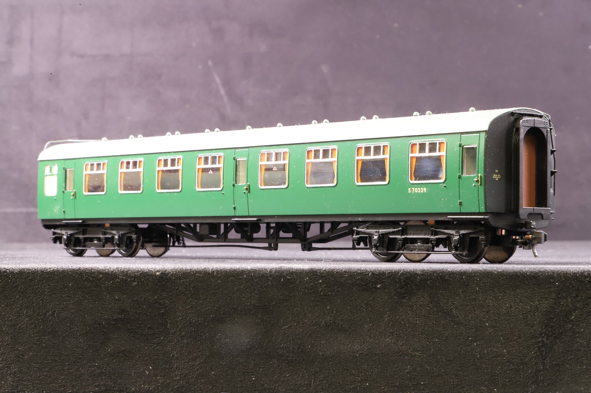 Bachmann OO 31-425 4CEP EMU 7105 Late SR Multiple Unit Green
