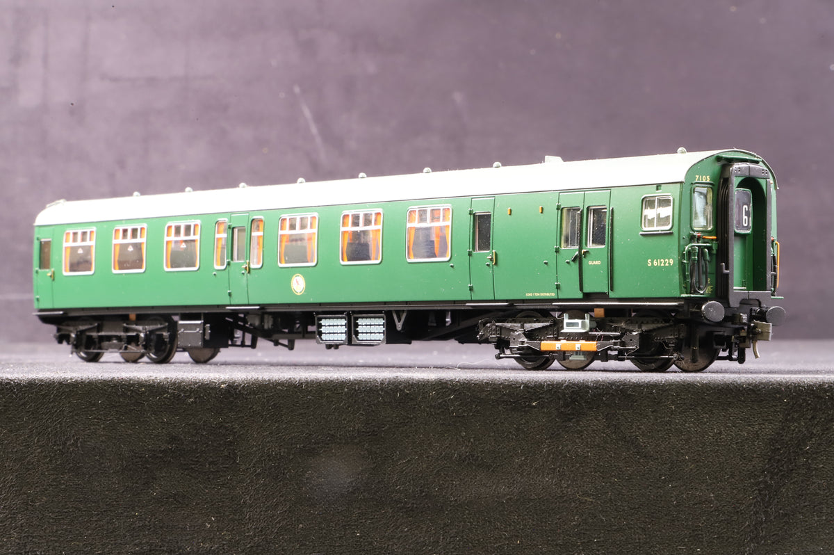 Bachmann OO 31-425 4CEP EMU 7105 Late SR Multiple Unit Green