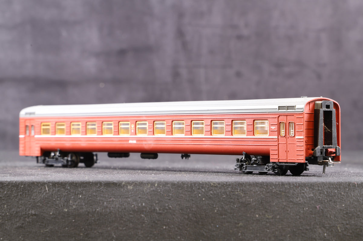 HO USSR DR1 4-car DMU Diesel Train Set