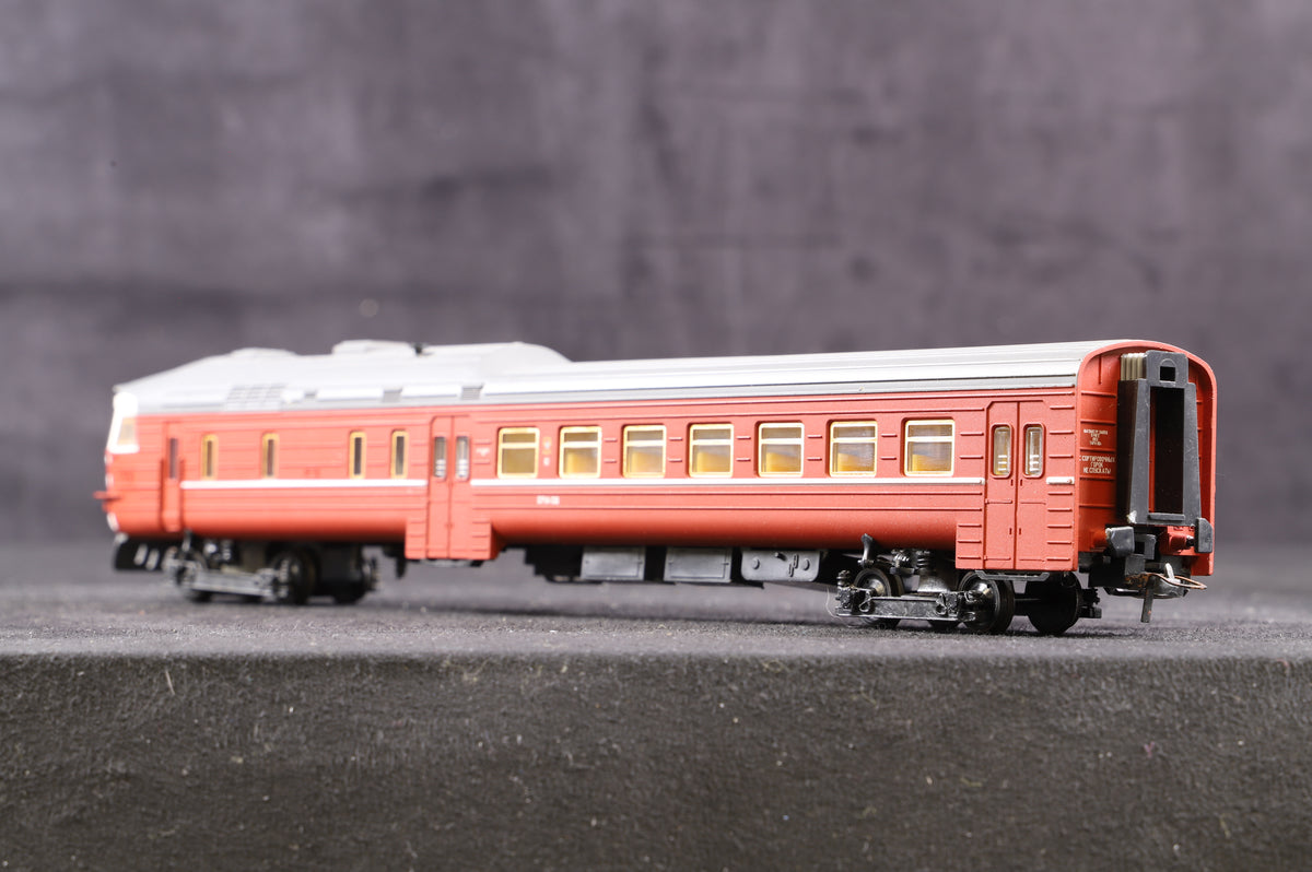 HO USSR DR1 4-car DMU Diesel Train Set