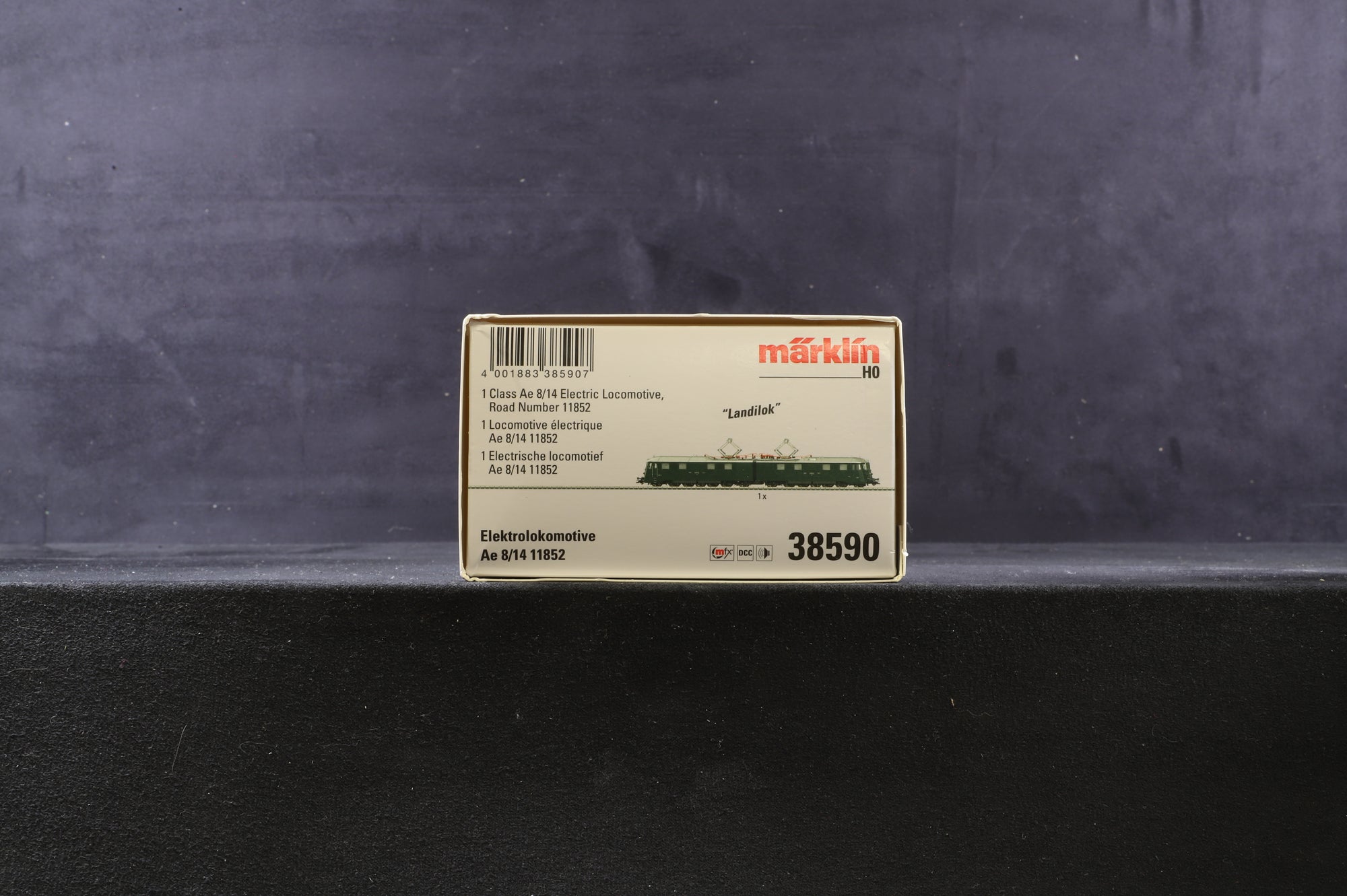 Marklin HO 38590 Class Ae 8/14 '11852' Electric Locomotive MFX Sound