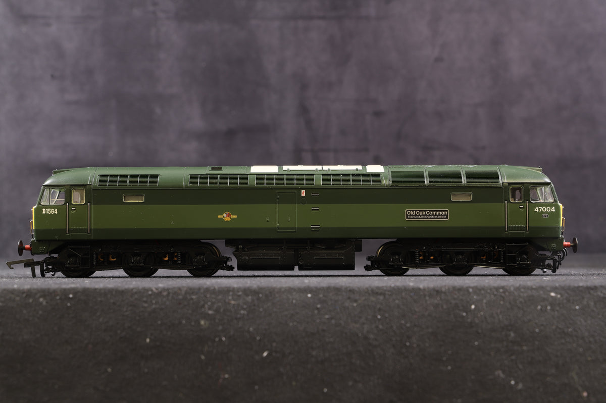 Bachmann OO Class 47 &#39;47004&#39; BR Green L/C Renamed &amp; Renumbered