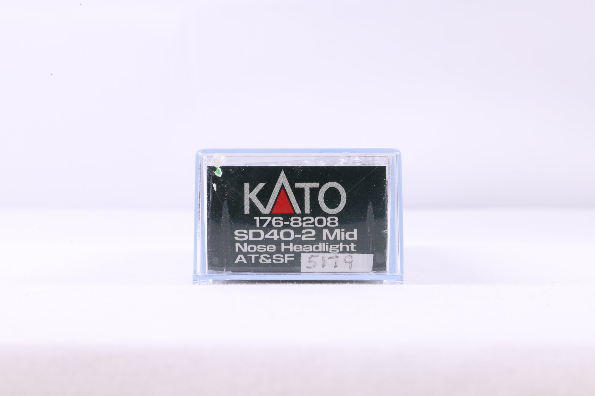 Kato N176-8208 SD40-2 Mid Nose Headlight AT&SF '5179'