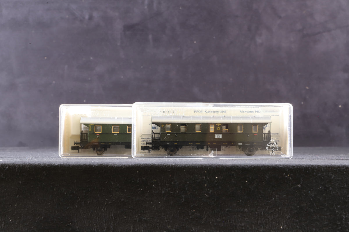 Fleischmann N Rake Of 2 DR Green Coaches Inc. 8872k &amp; 848854k