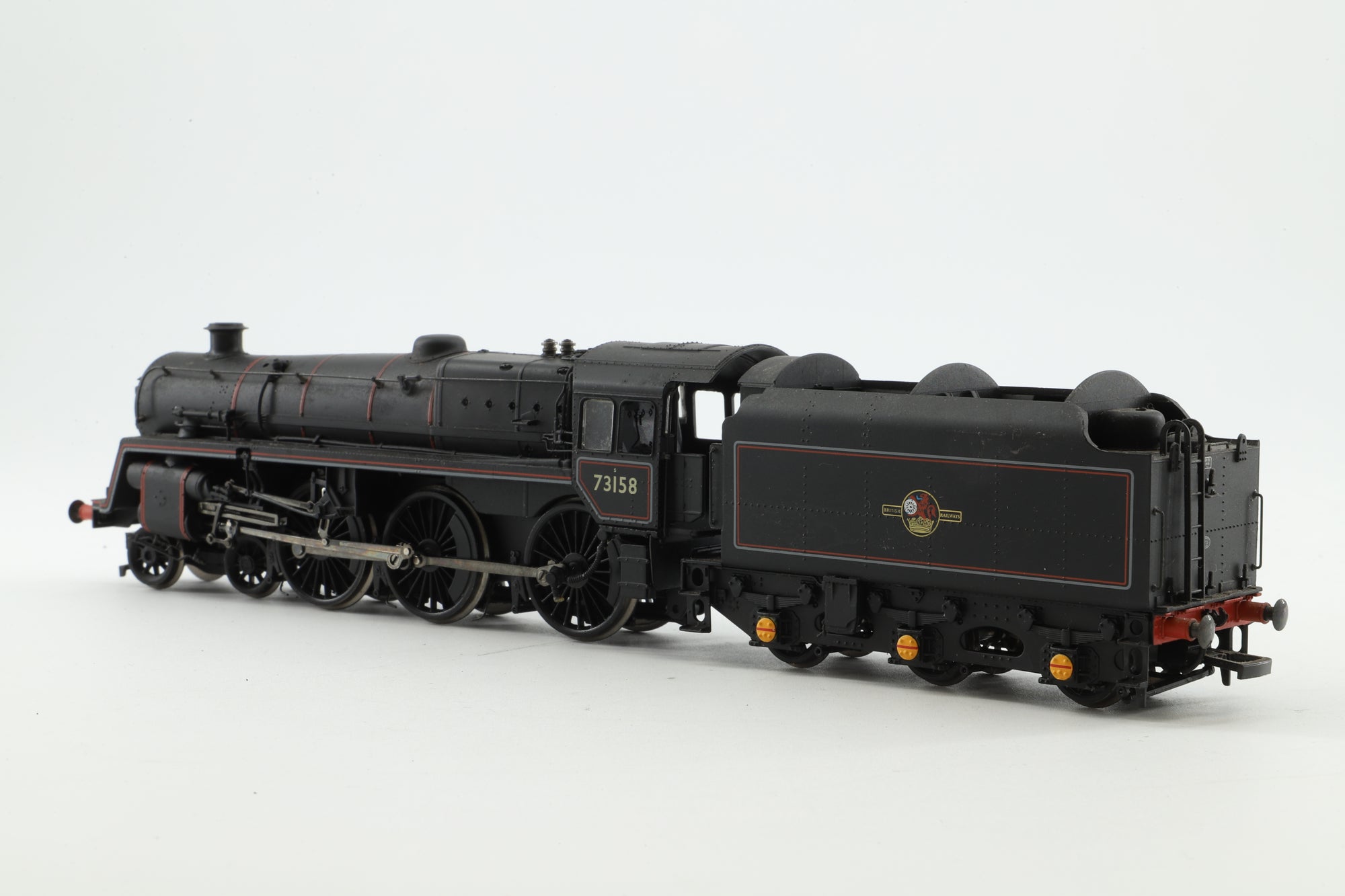 Bachmann OO 32-501 Class 5MT 73158 in Lined BR Black w/ 1B Tender & Late Crests